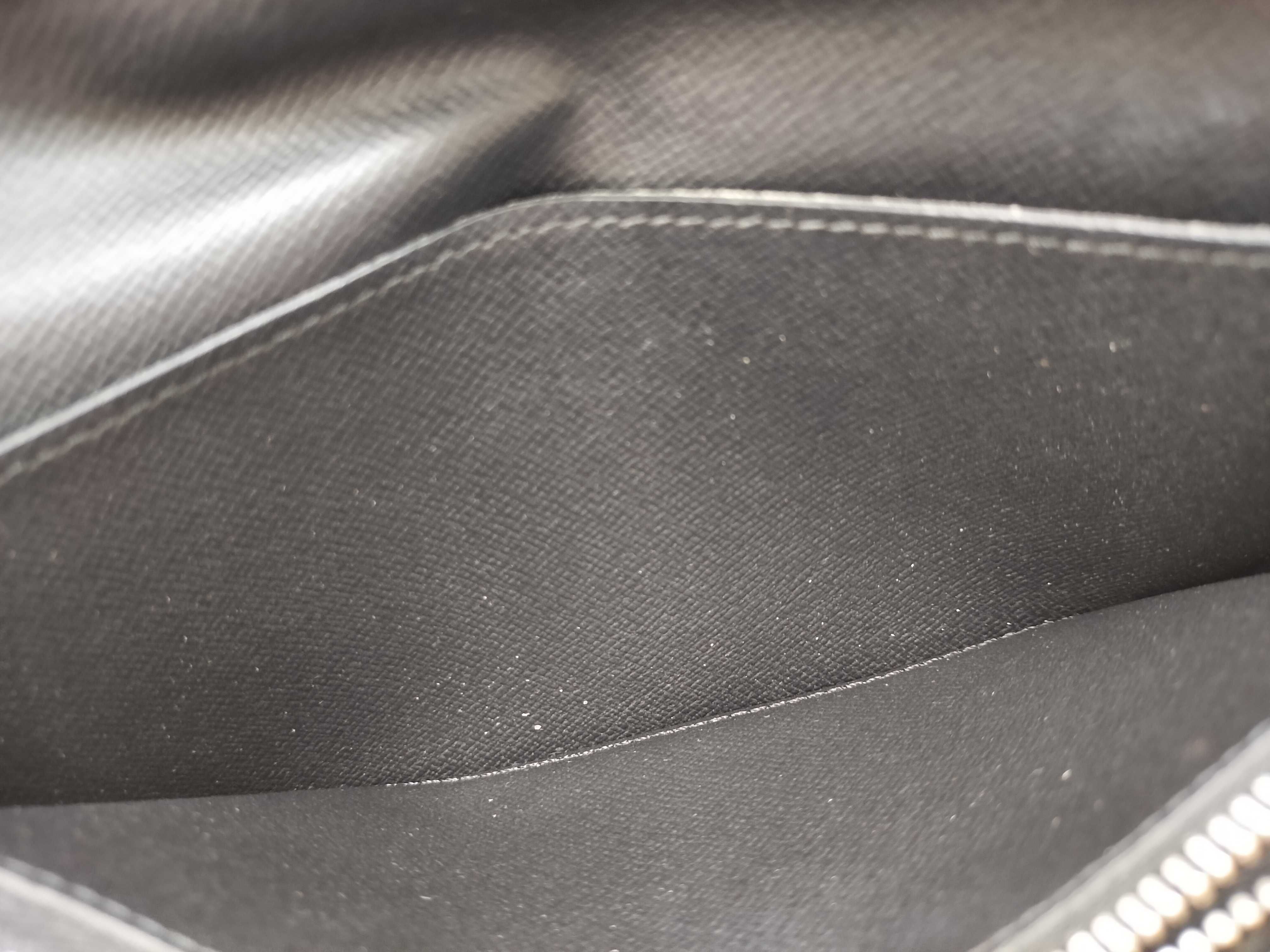 Epi Leather Wallet, Plaza Noir CA4139 — view 13