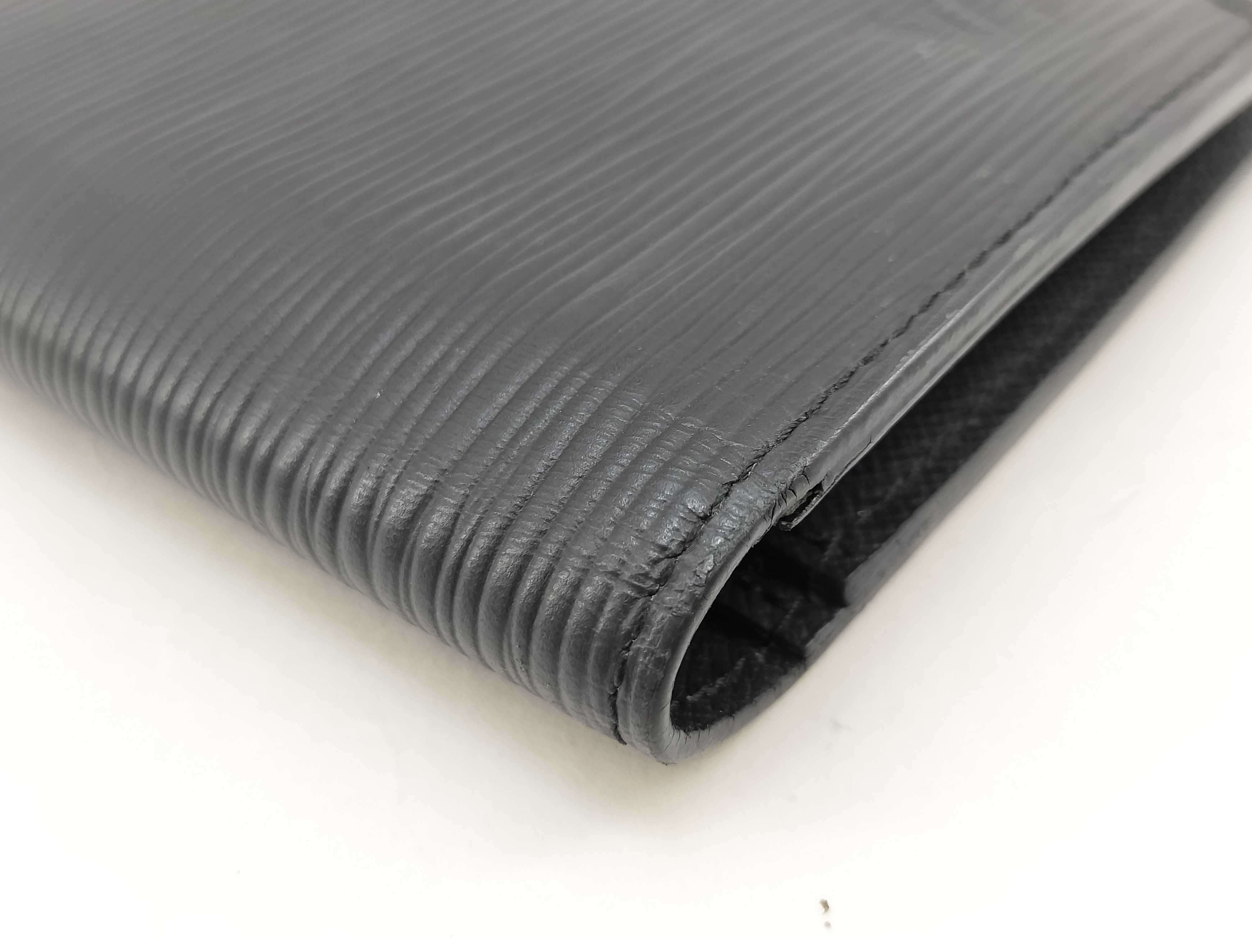 Epi Leather Wallet, Plaza Noir CA4139 — view 4