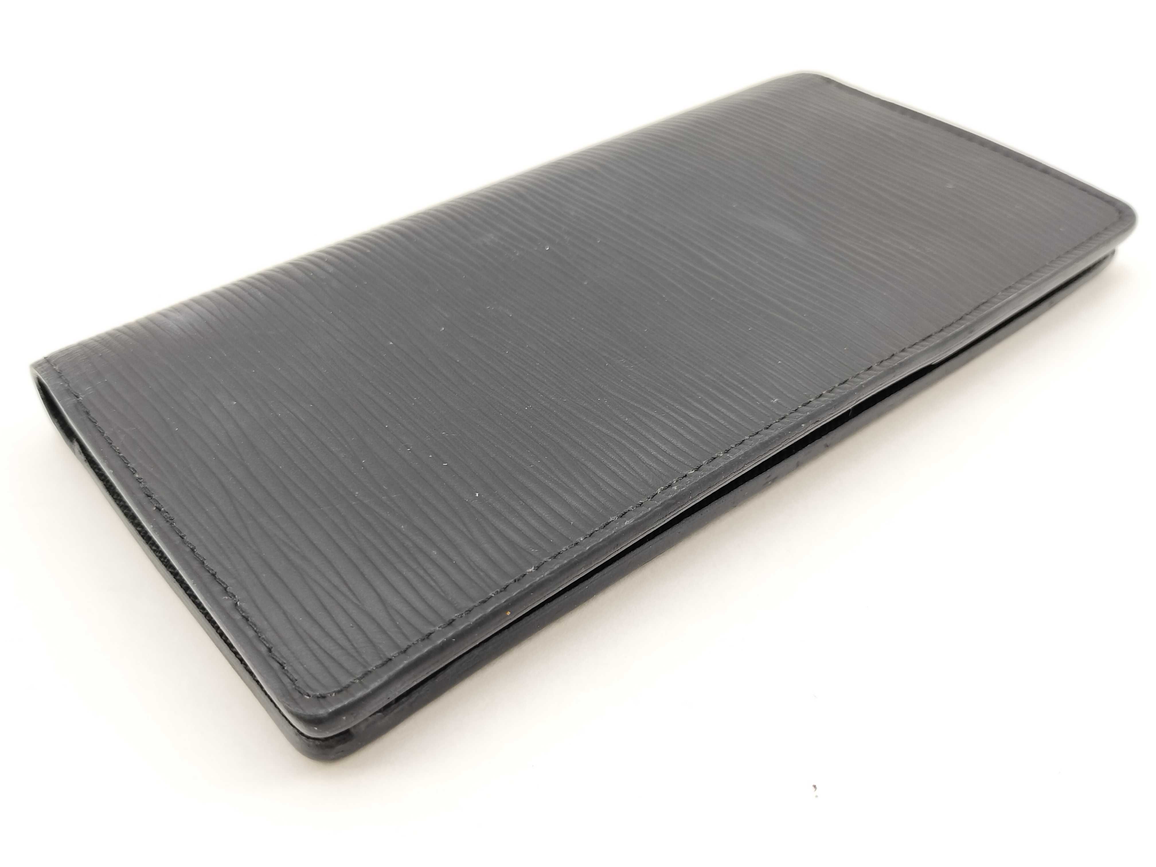 Epi Leather Wallet, Plaza Noir CA4139 — view 7