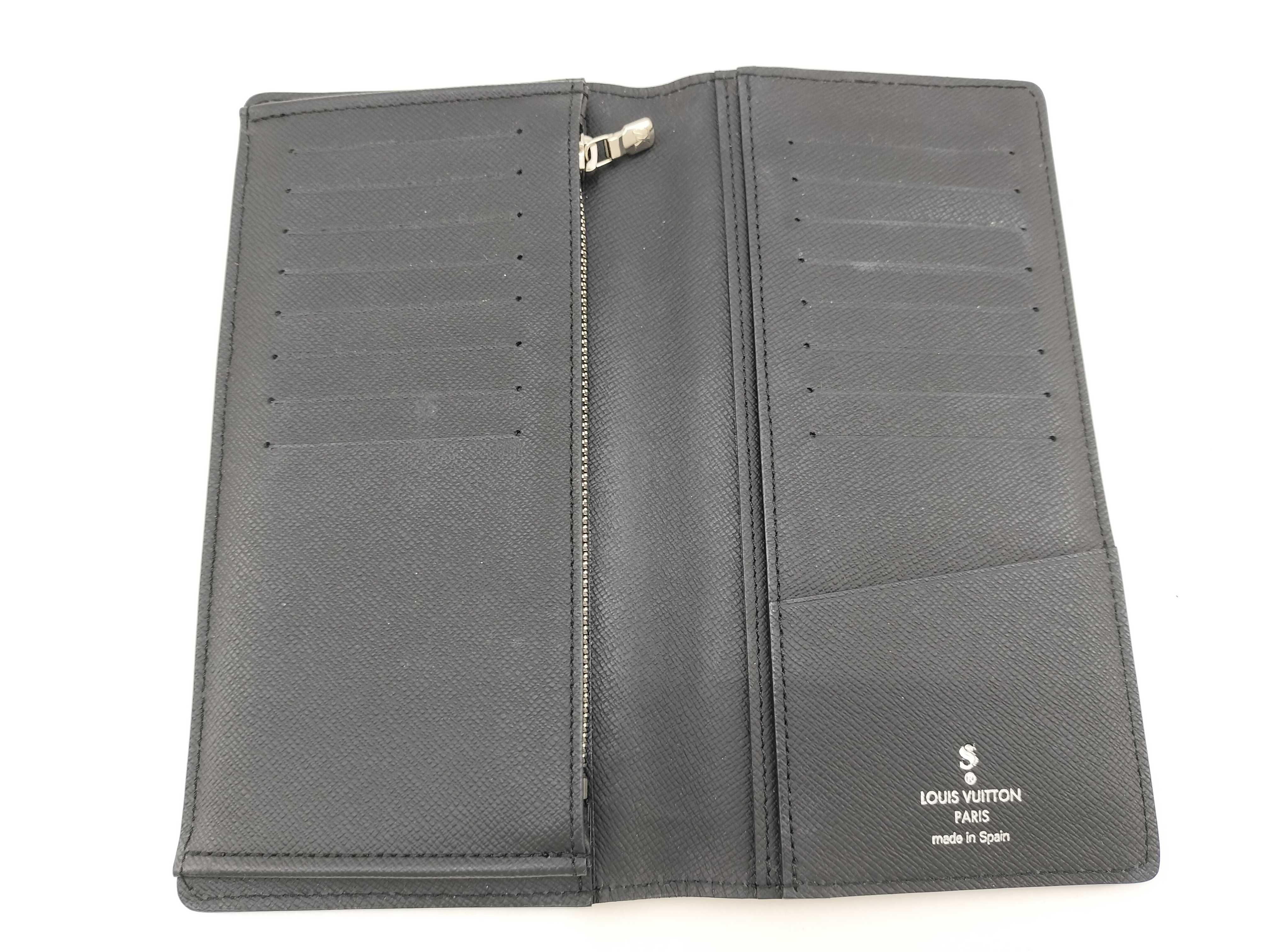 Epi Leather Wallet, Plaza Noir CA4139 — view 8