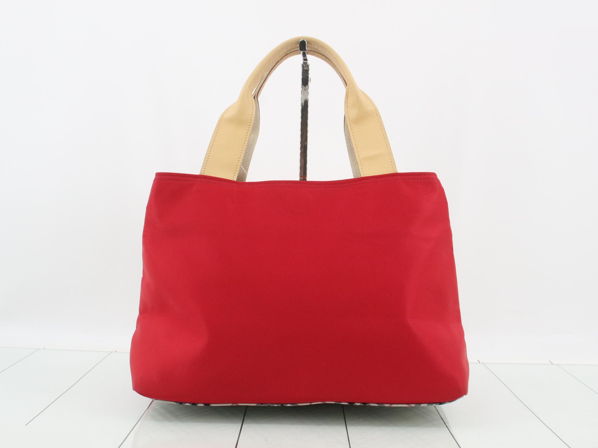 Nylon tote bag
