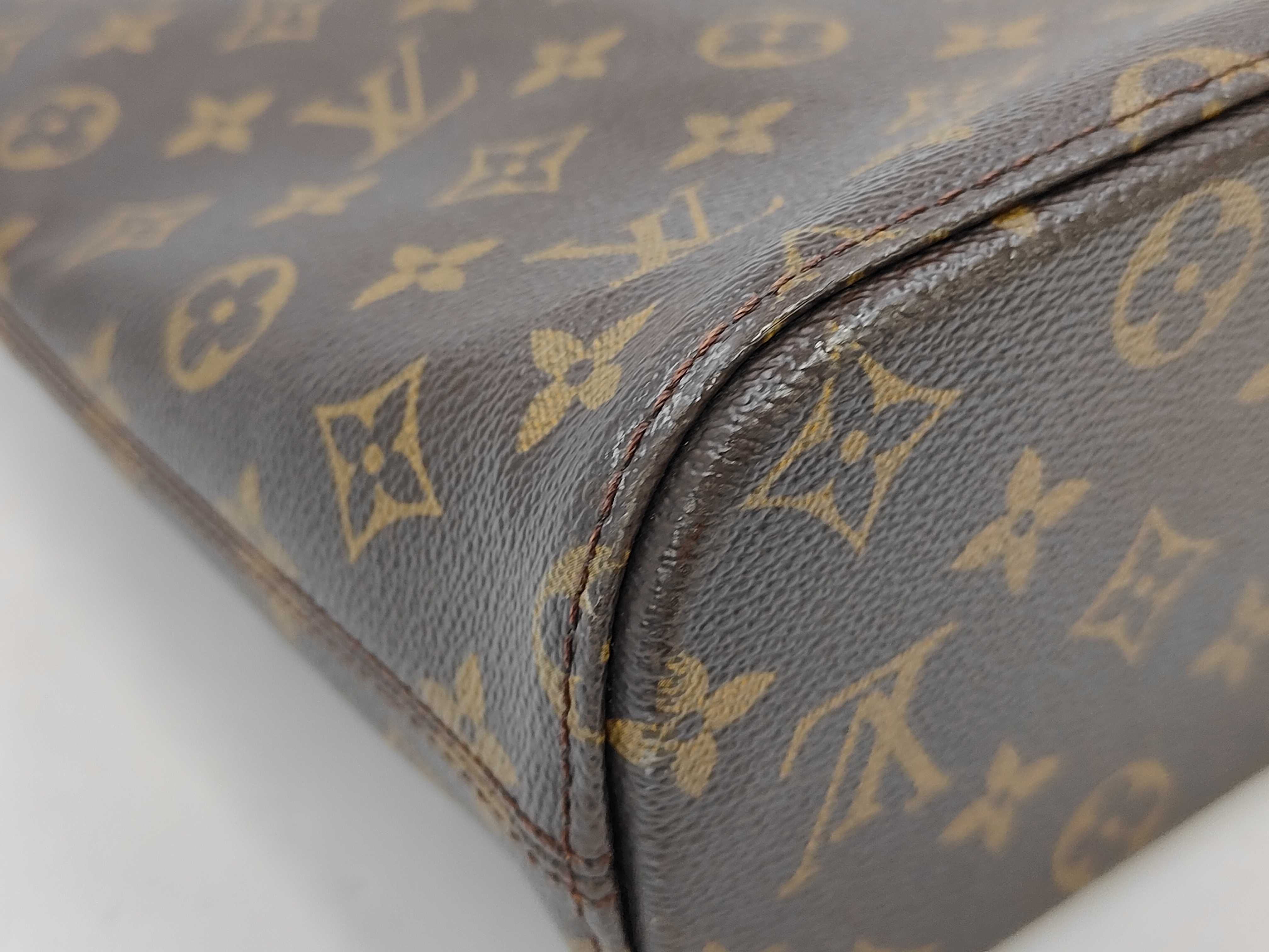 Monogram M51172 Vavin PM Tote Bag — view 3
