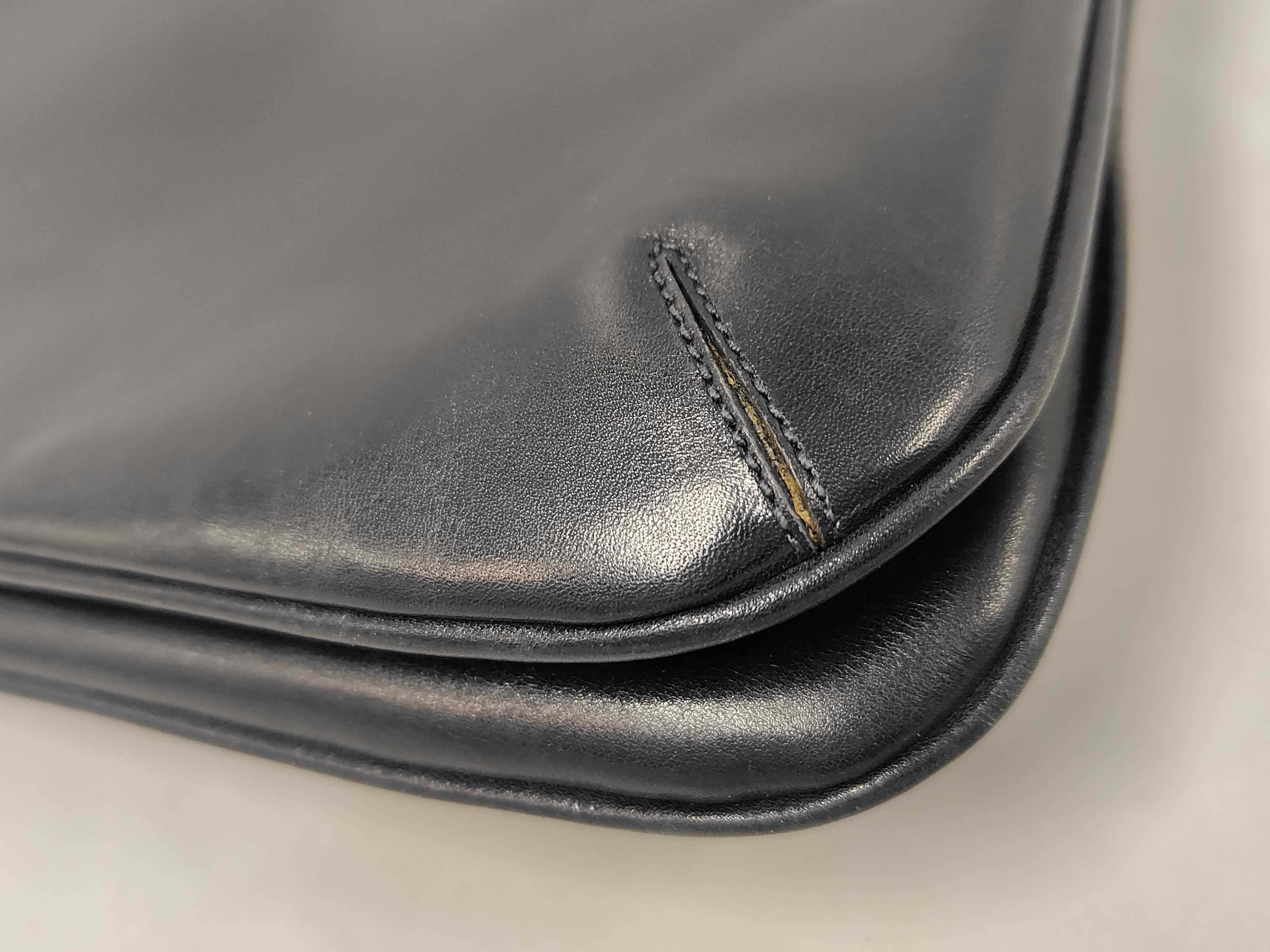 Old Leather Shoulder Bag — view 4