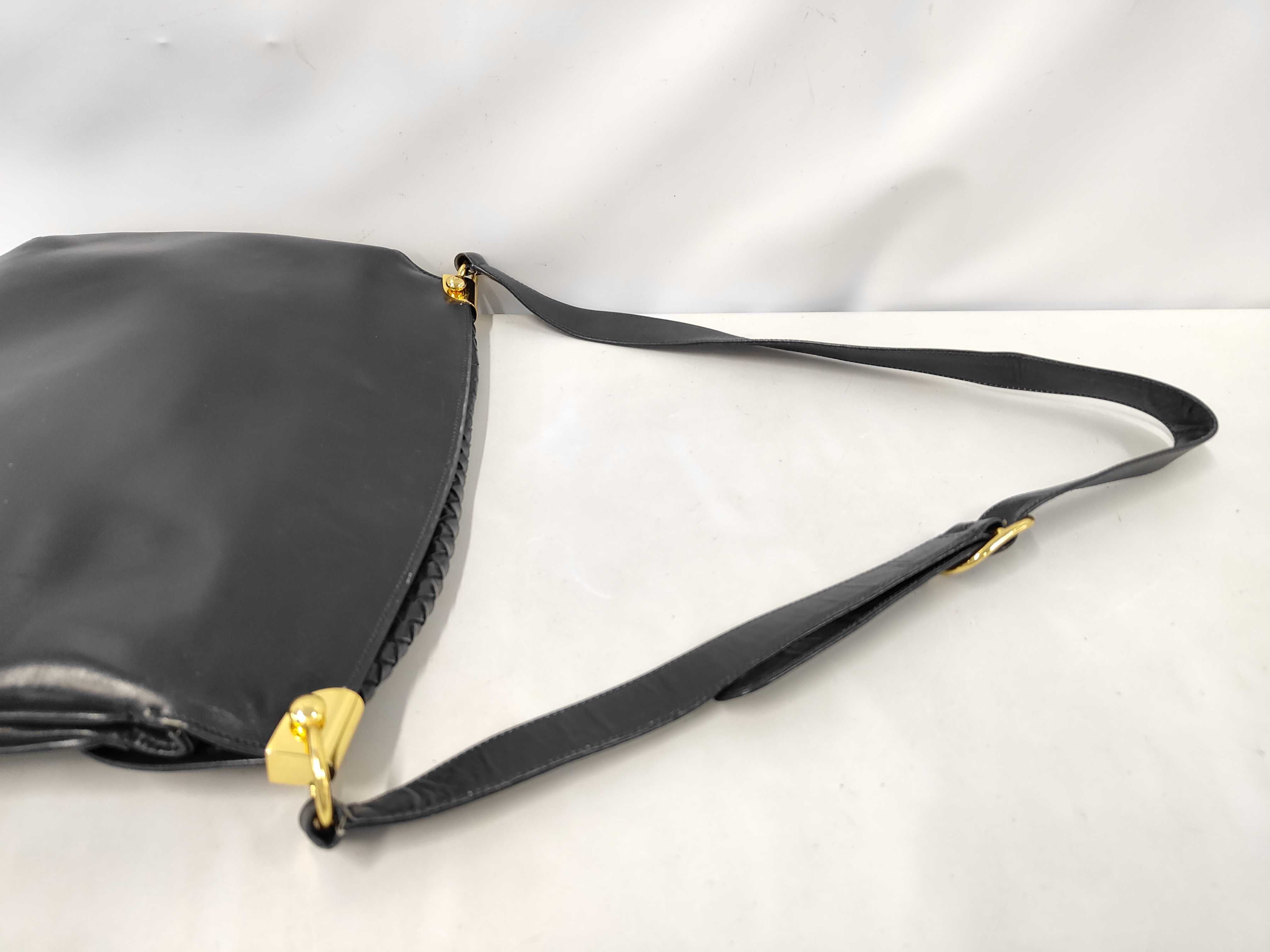 Old Leather Shoulder Bag — view 5