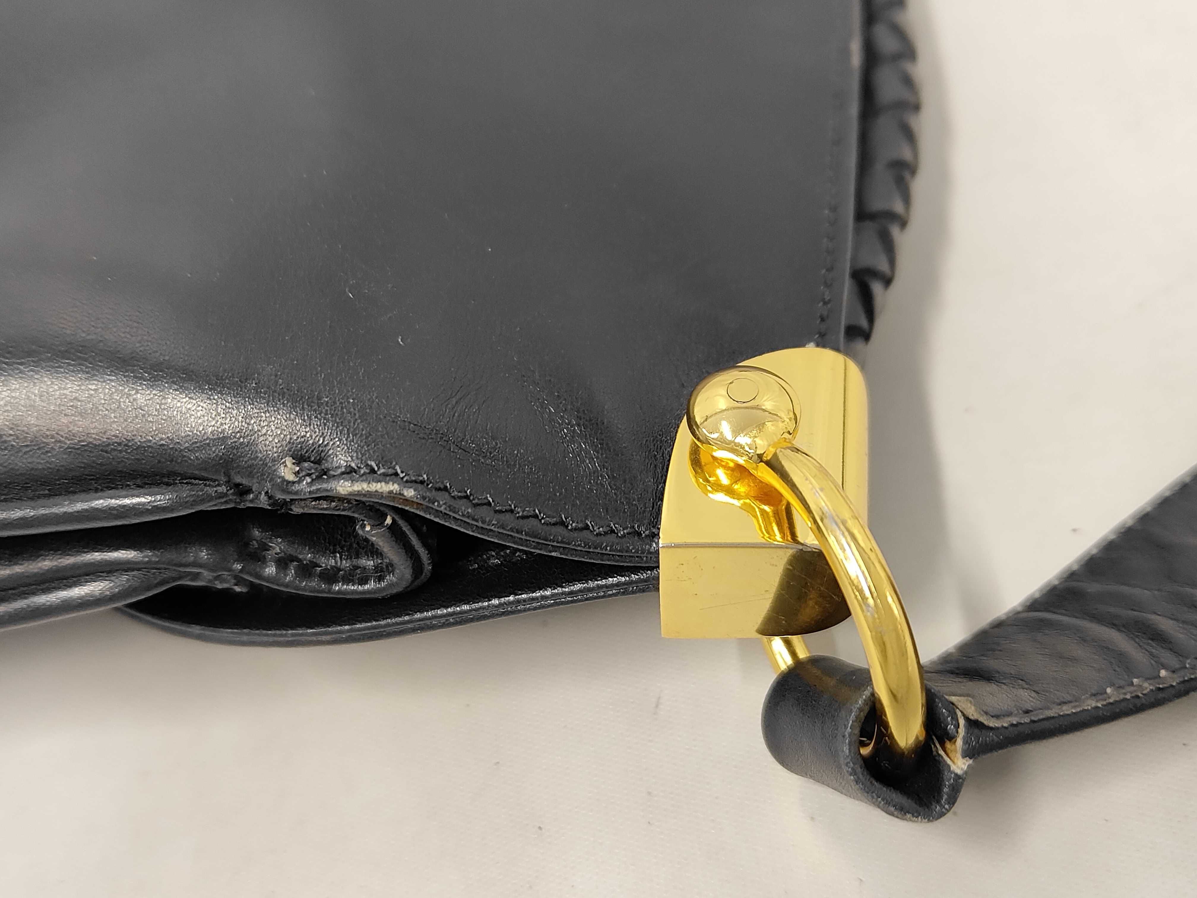 Old Leather Shoulder Bag — view 6