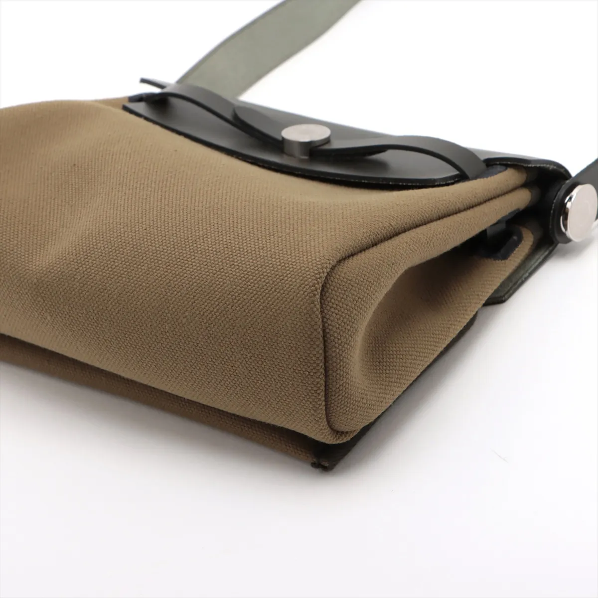 Ale Bag Zip 20 Mini Toile Military x Vash Hunter Green Silver Hardware G:2026 — view 3