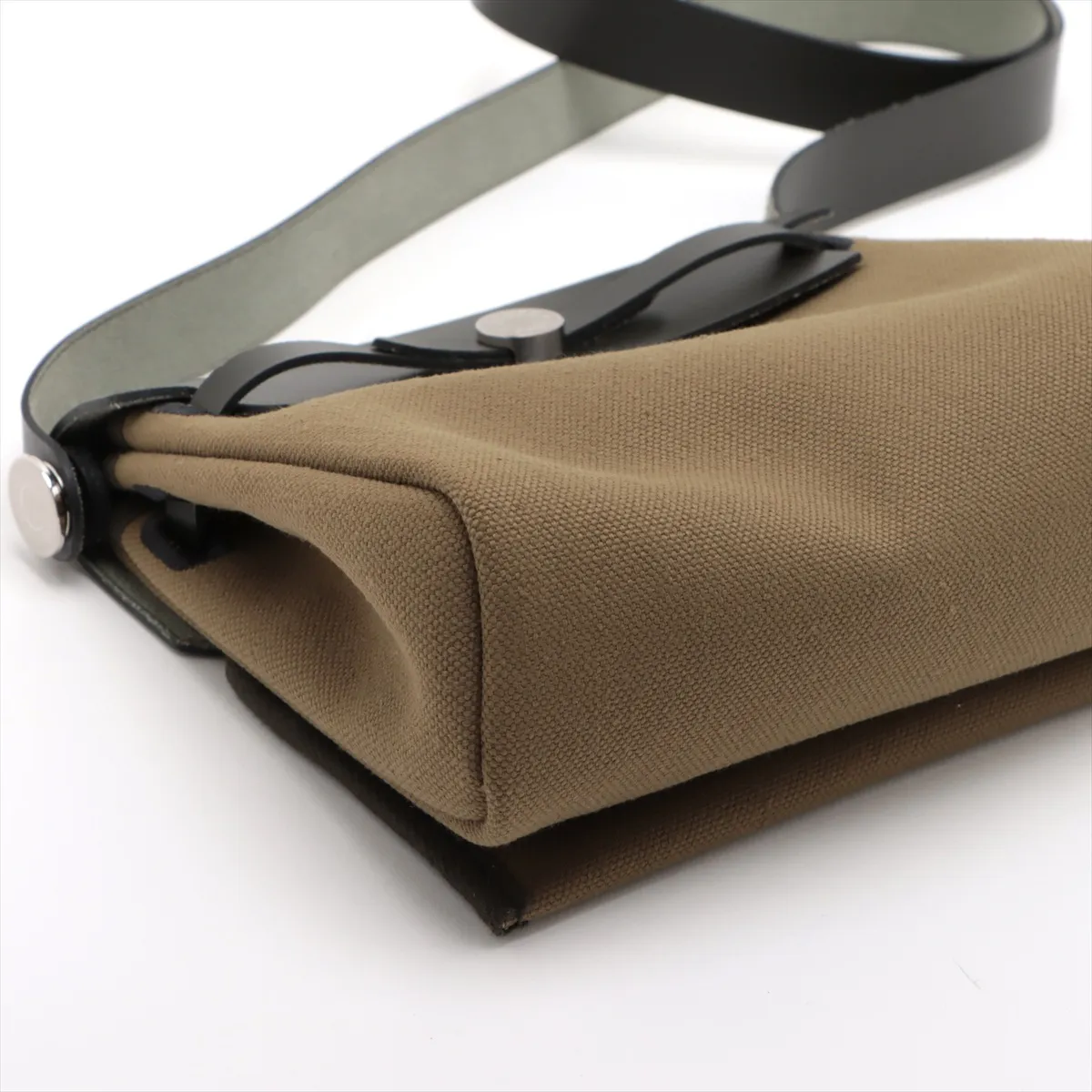 Ale Bag Zip 20 Mini Toile Military x Vash Hunter Green Silver Hardware G:2026 — view 4
