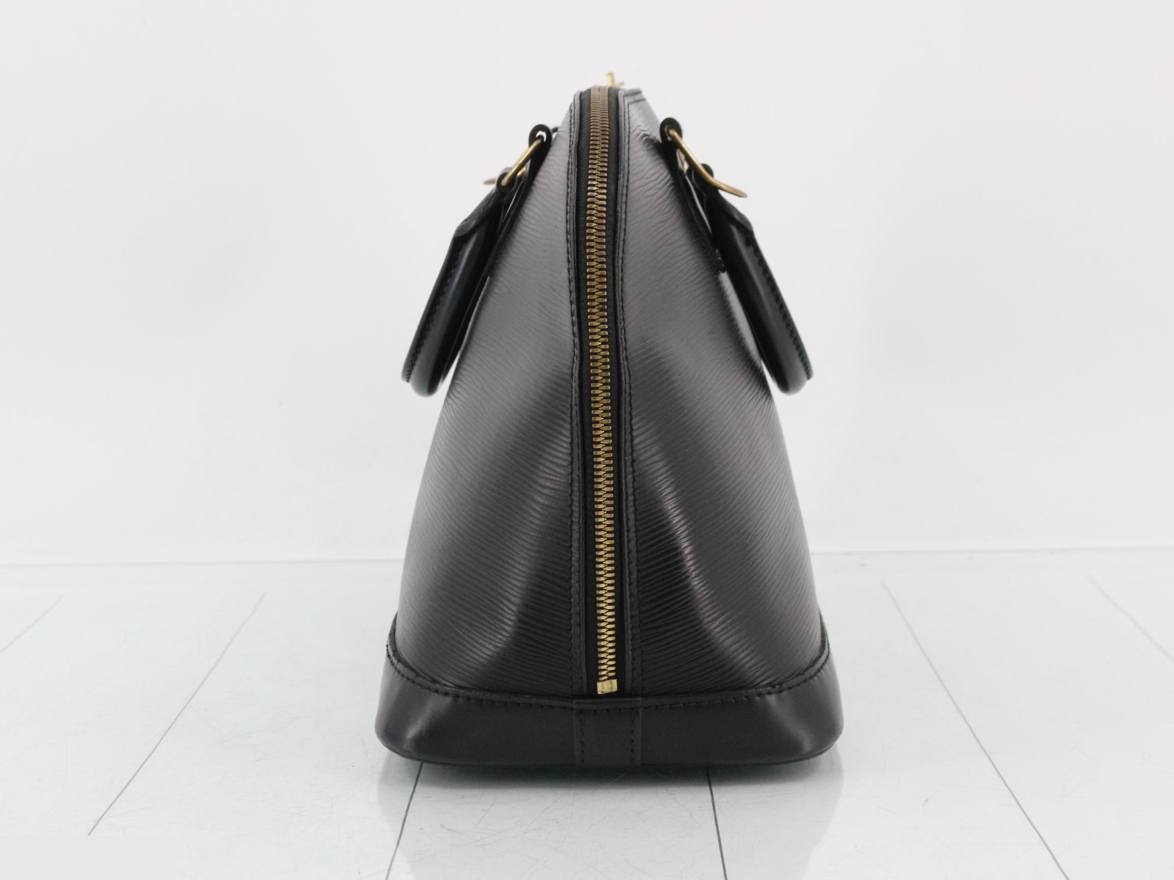 alma noir — view 4
