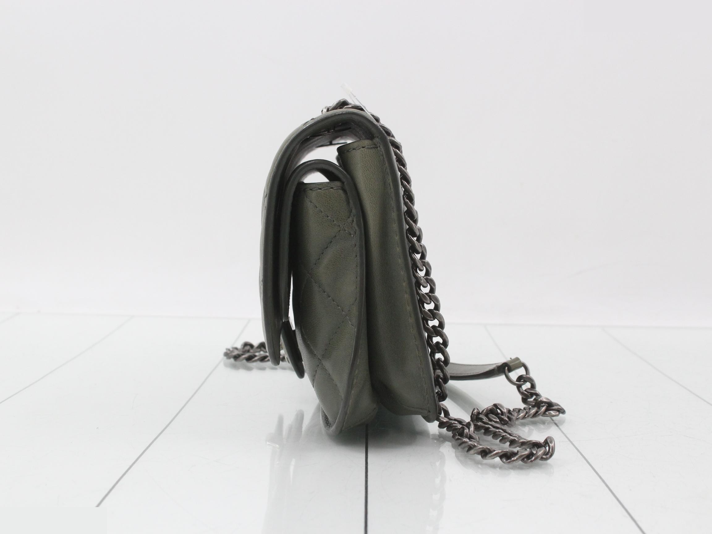 Matelassé (bag) - Shoulder bag — view 3