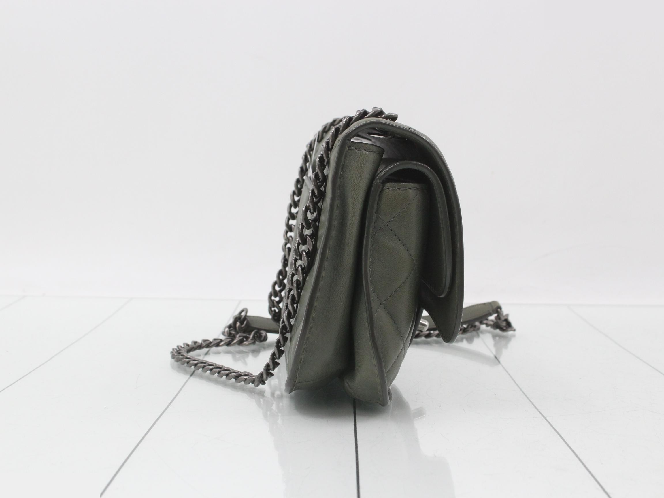 Matelassé (bag) - Shoulder bag — view 4