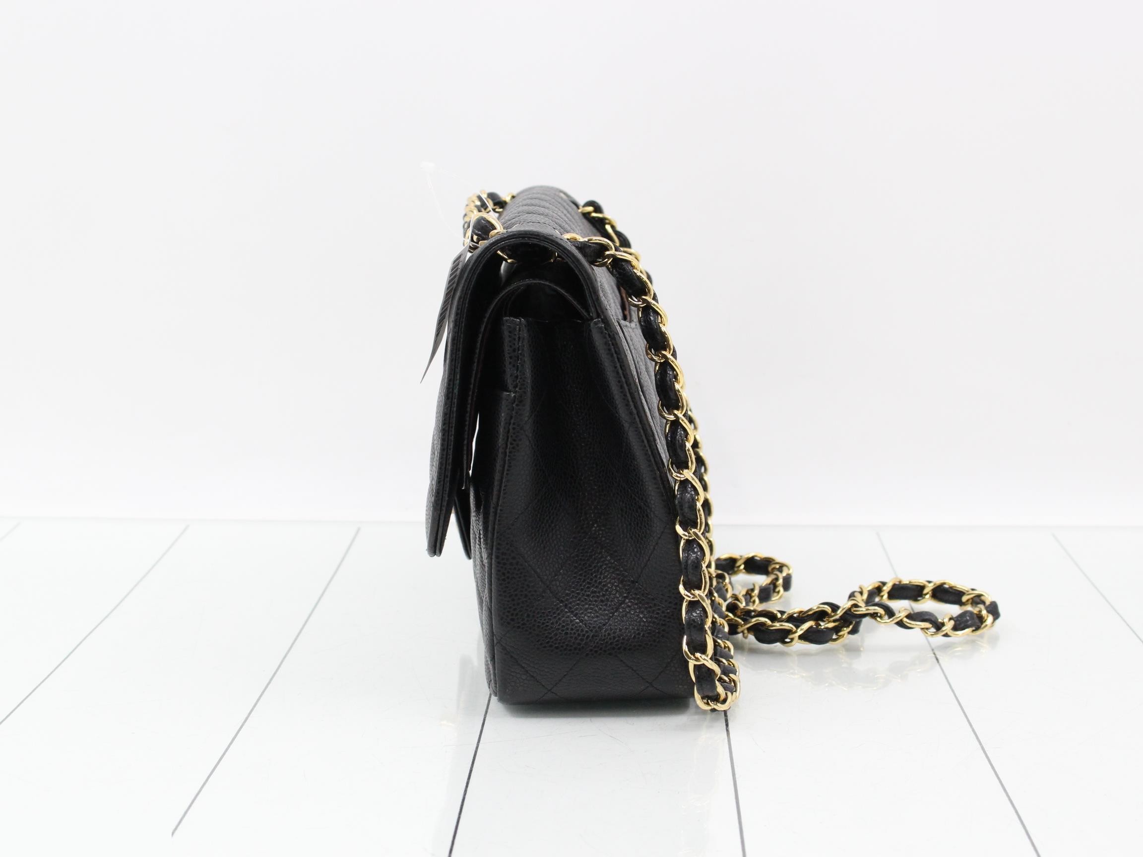 Matelassé Caviar Skin Chain Shoulder Bag, Black — view 3