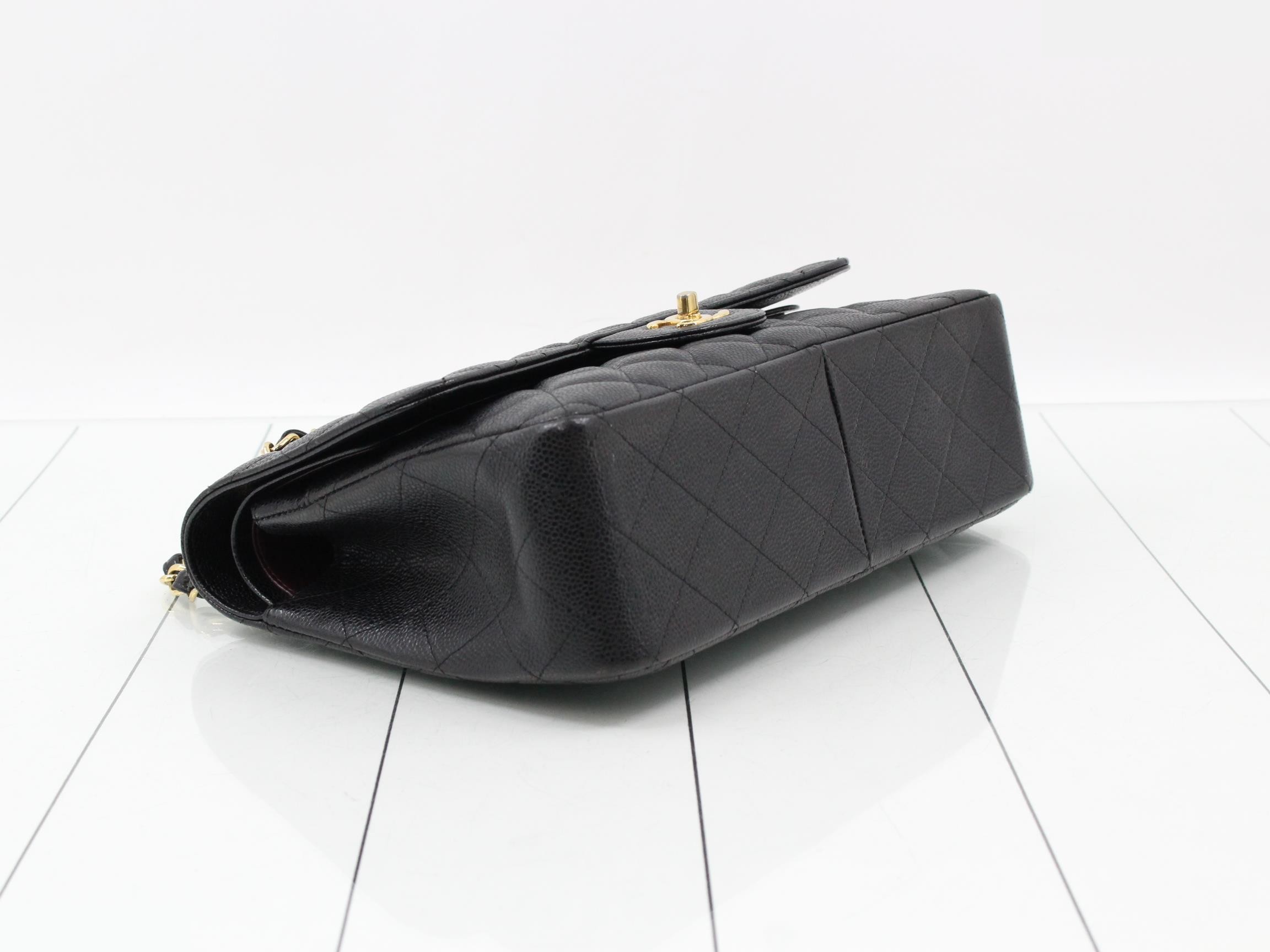 Matelassé Caviar Skin Chain Shoulder Bag, Black — view 5