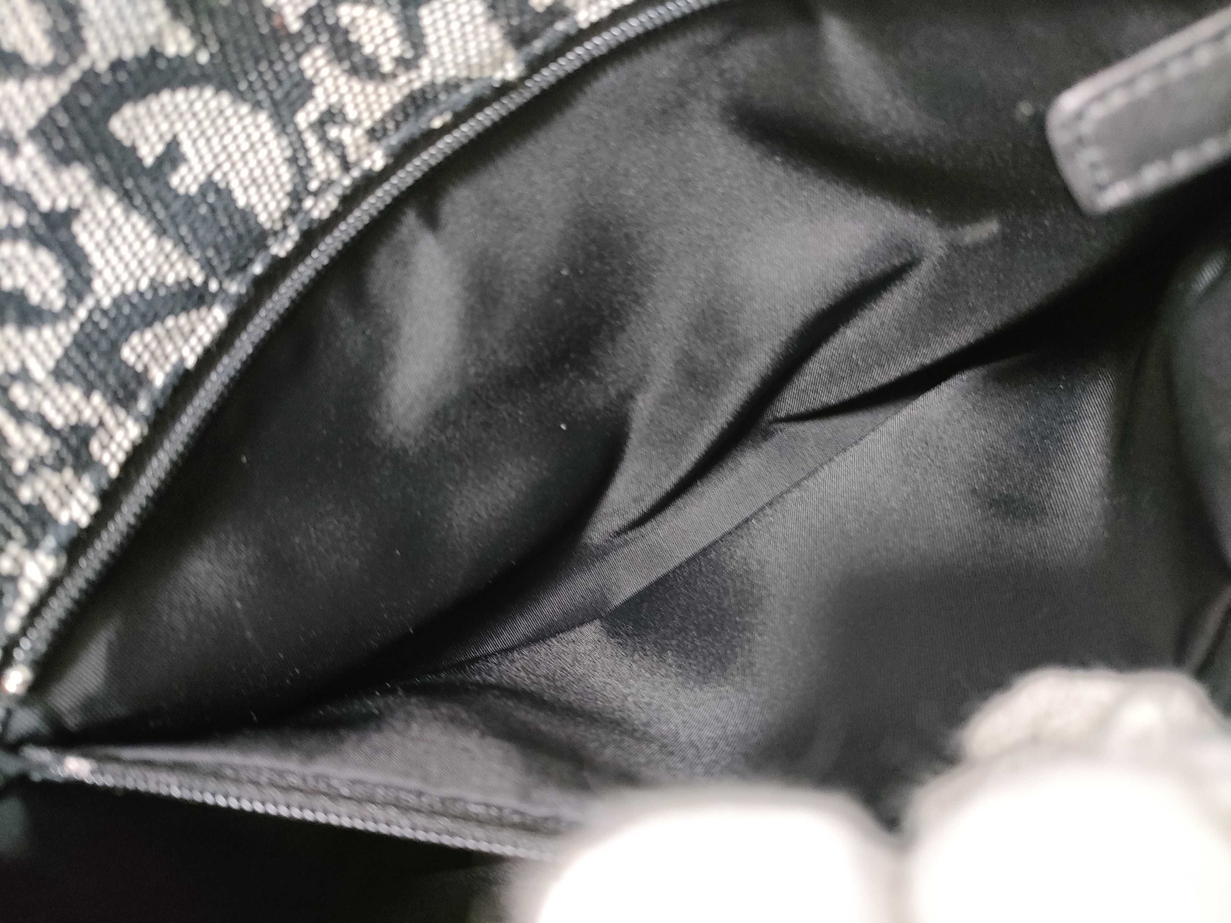 Trotter CD Logo Hardware Shoulder Bag — view 11