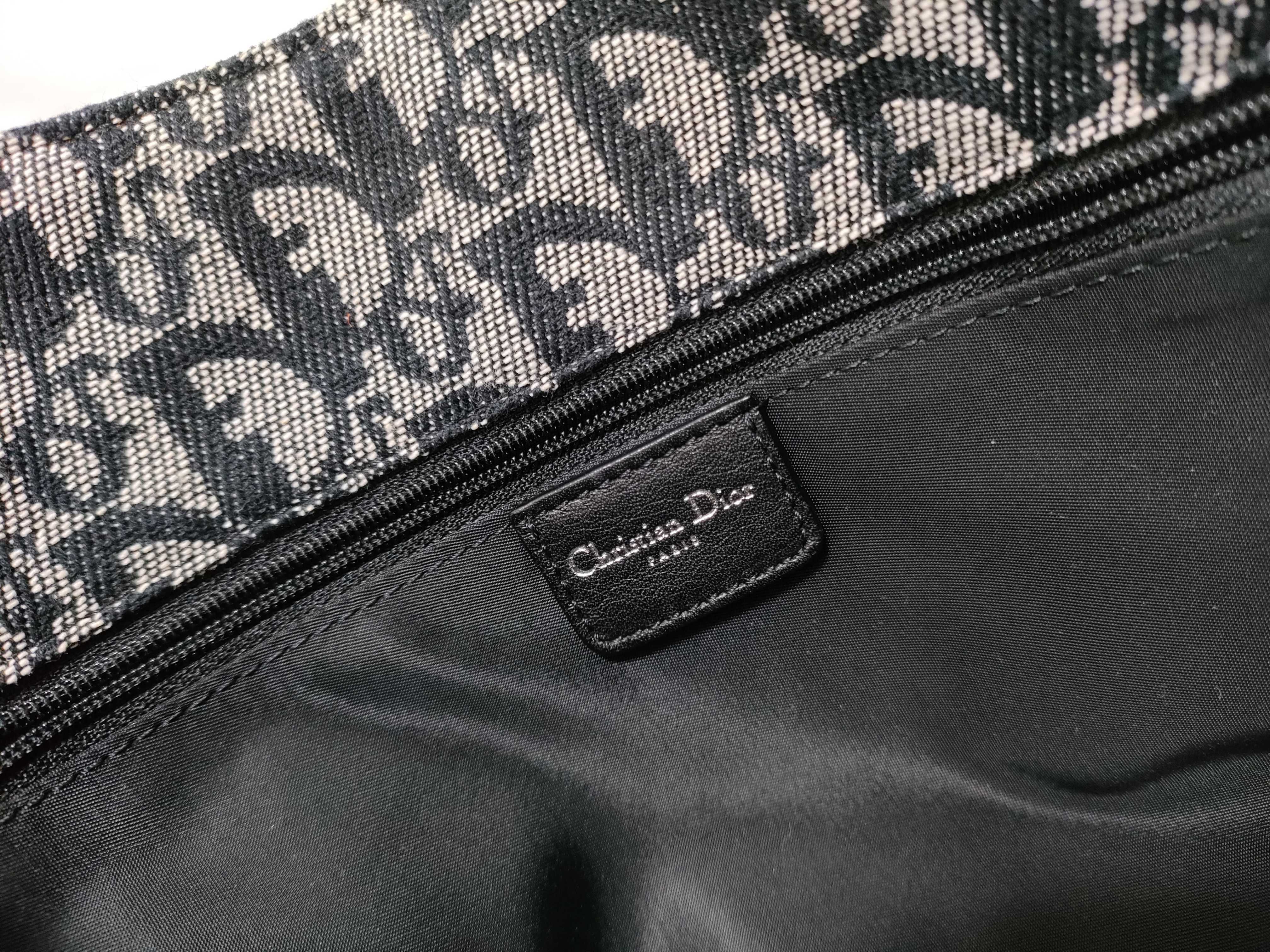 Trotter CD Logo Hardware Shoulder Bag — view 12