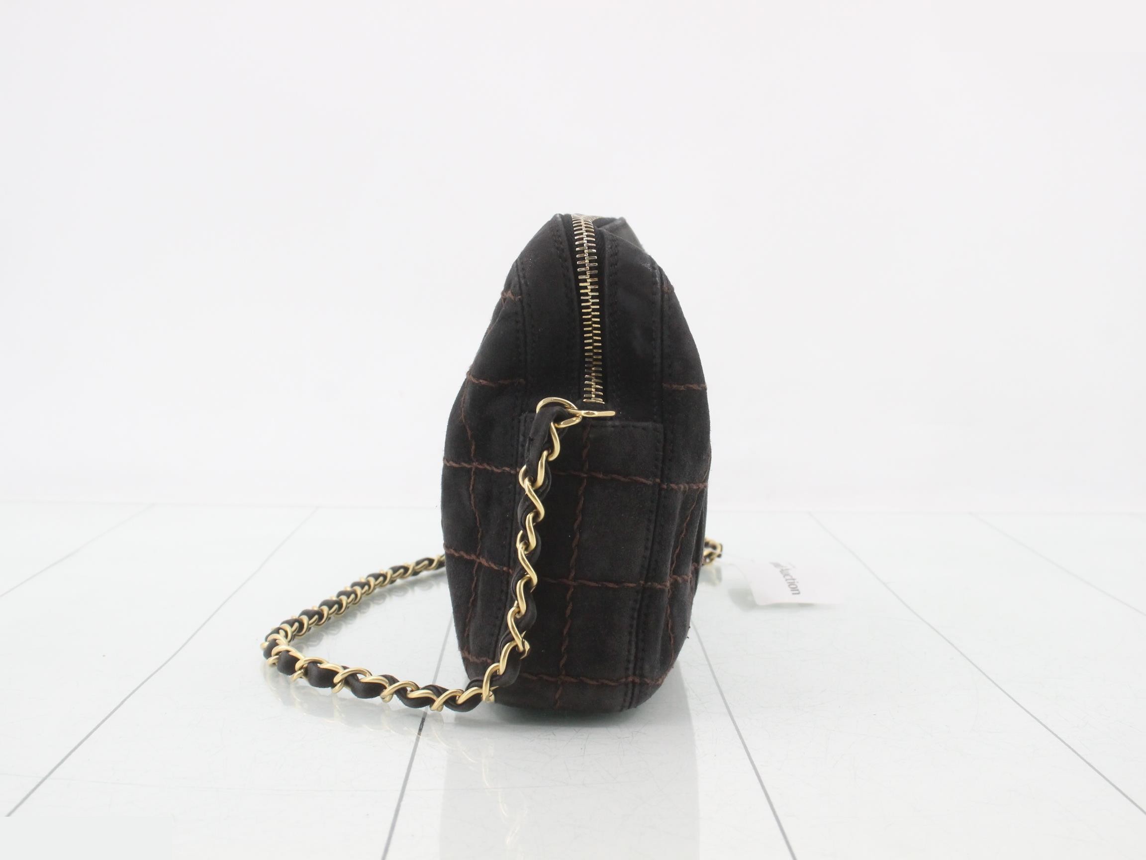 Chocolate bar suede shoulder bag with guarantee card. — view 3
