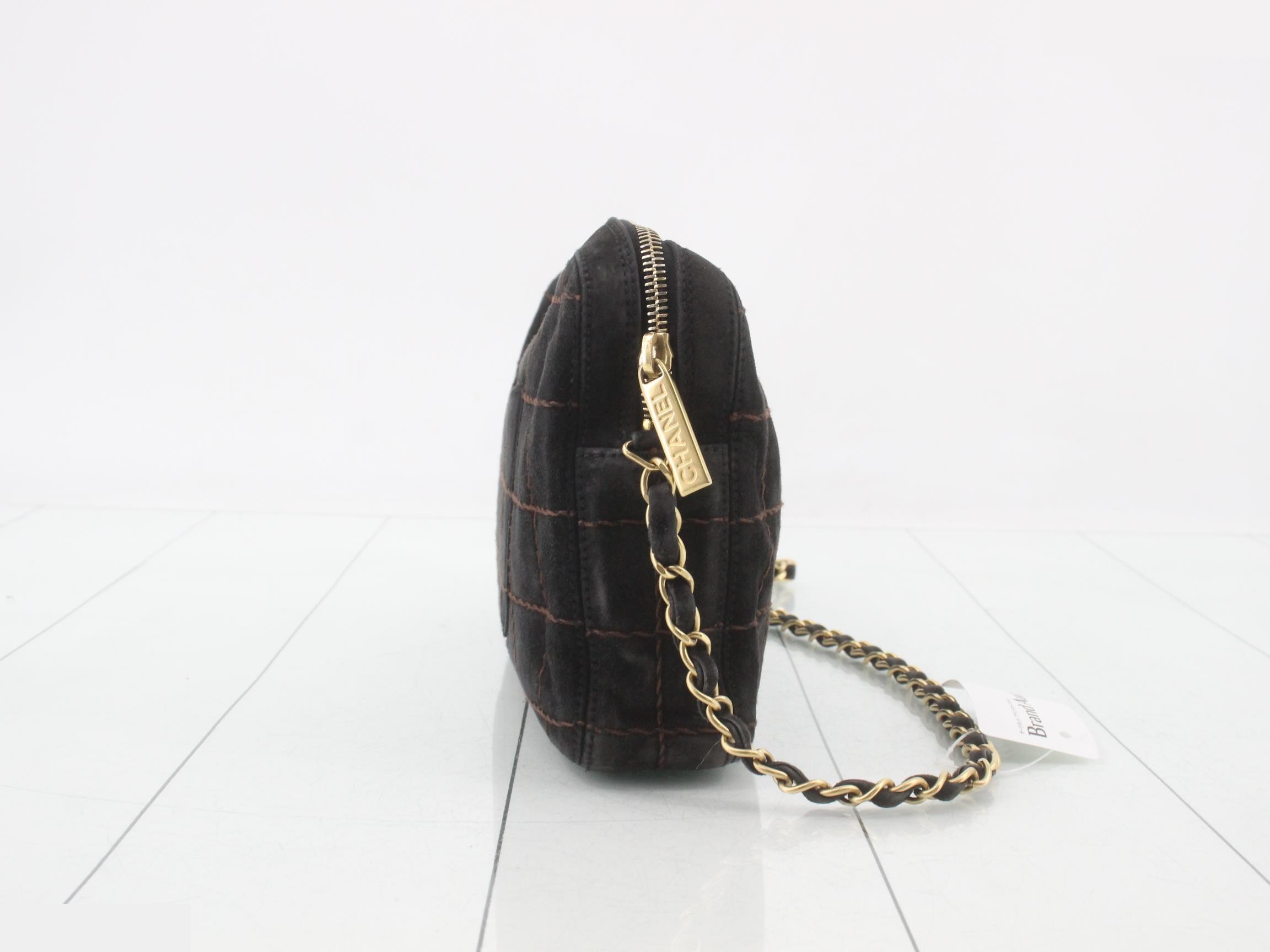 Chocolate bar suede shoulder bag with guarantee card. — view 4