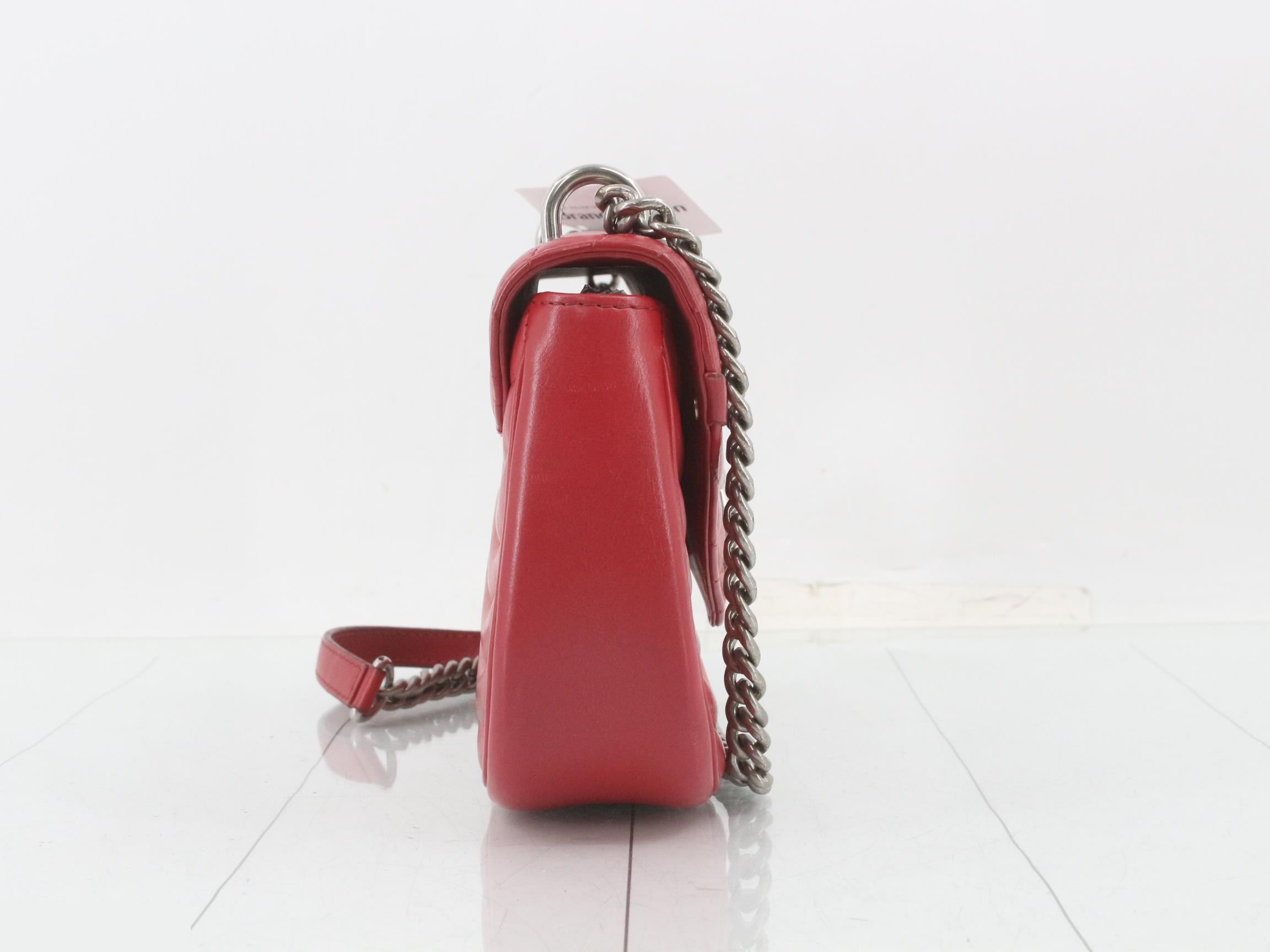 New Wave Chain Bag MM Ecarlato 2-Way Shoulder Bag — view 4