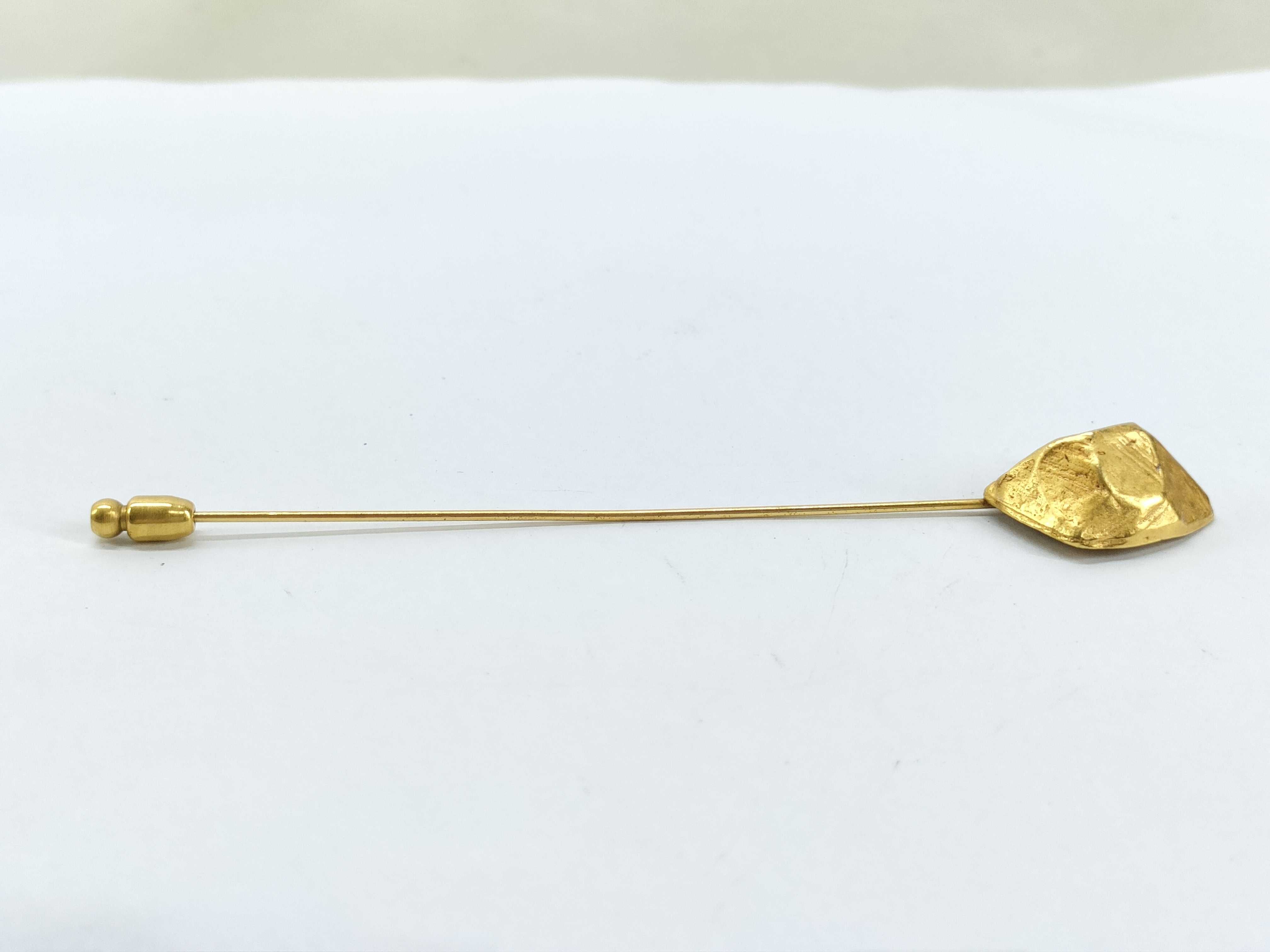 vintage rock-patterned pin brooch — view 4