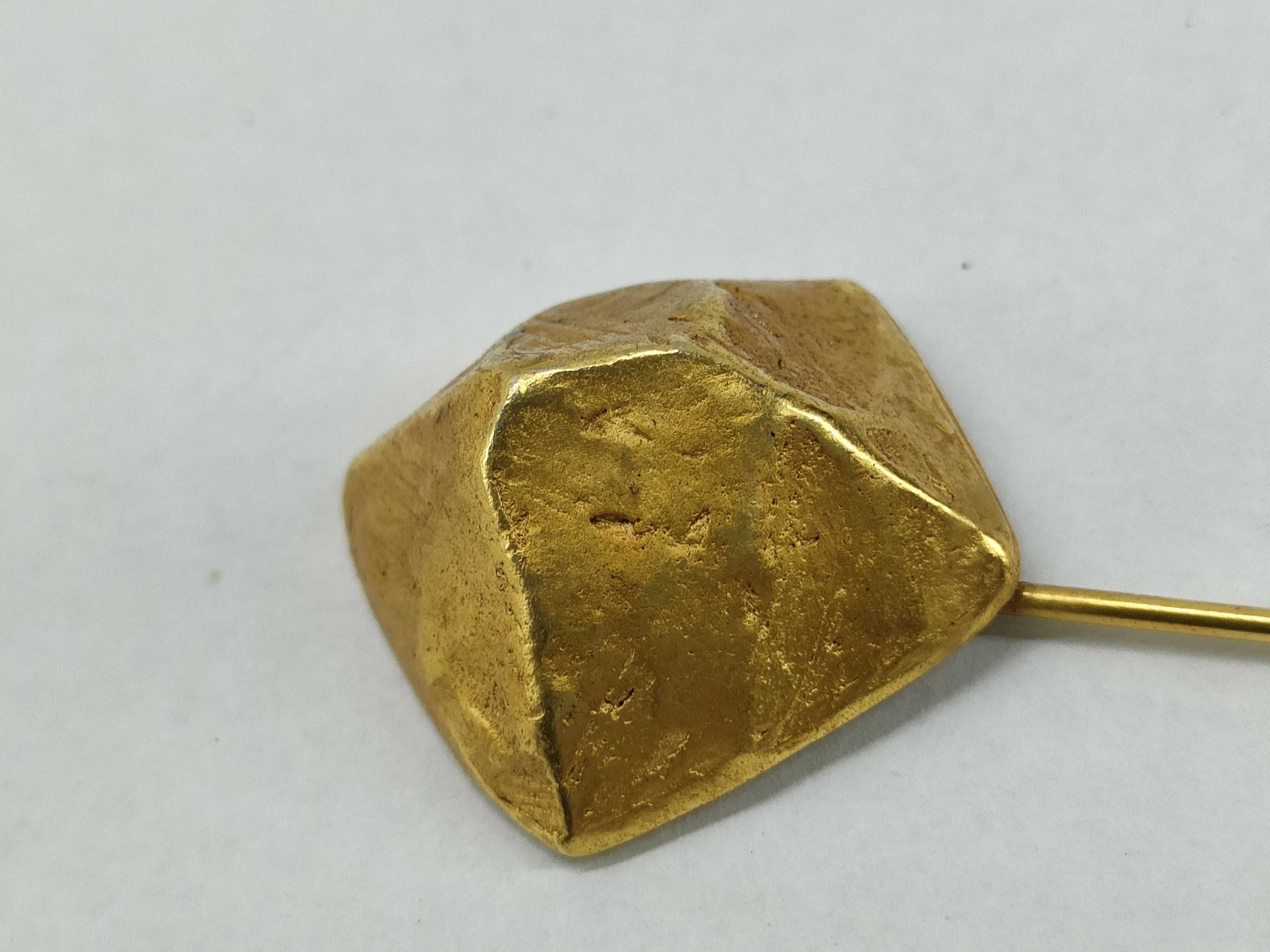 vintage rock-patterned pin brooch — view 10