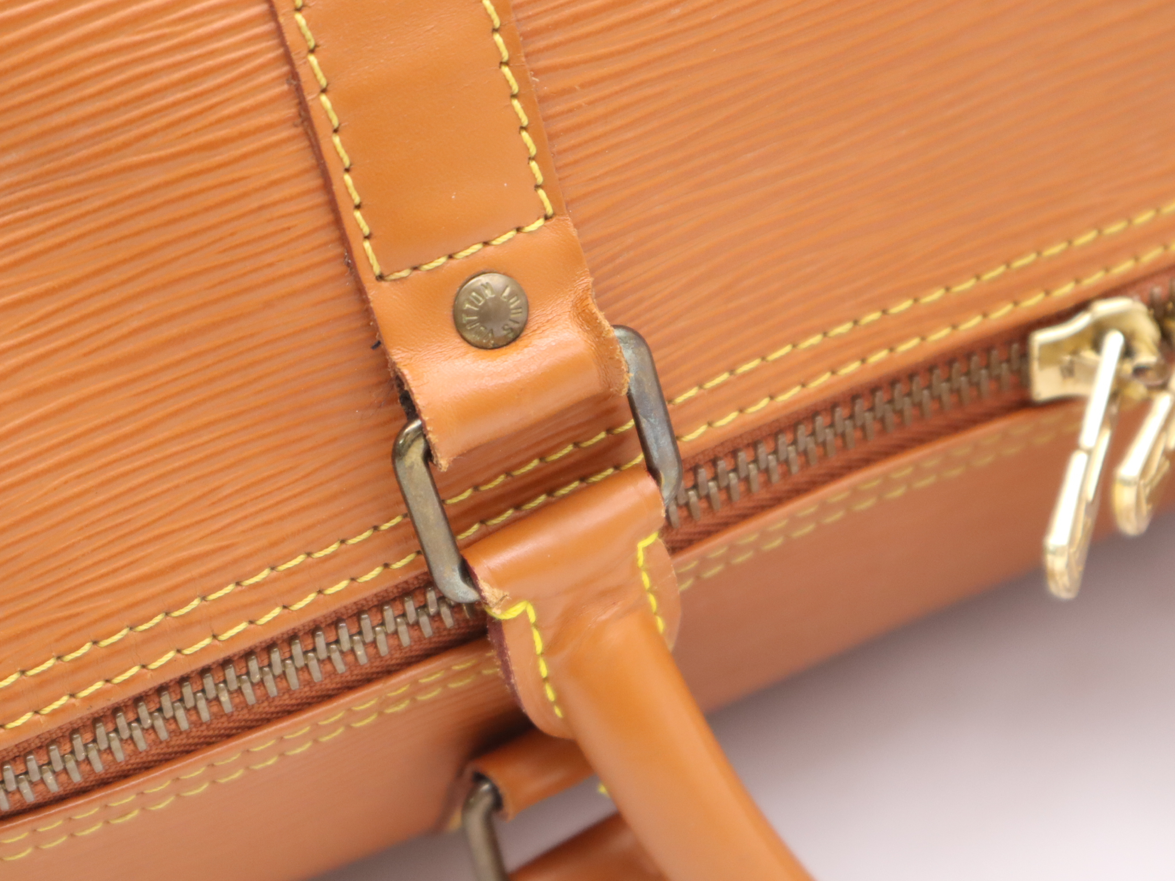 M42958 Epi Keepall 55 Zipangu Gold Boston Bag — view 7