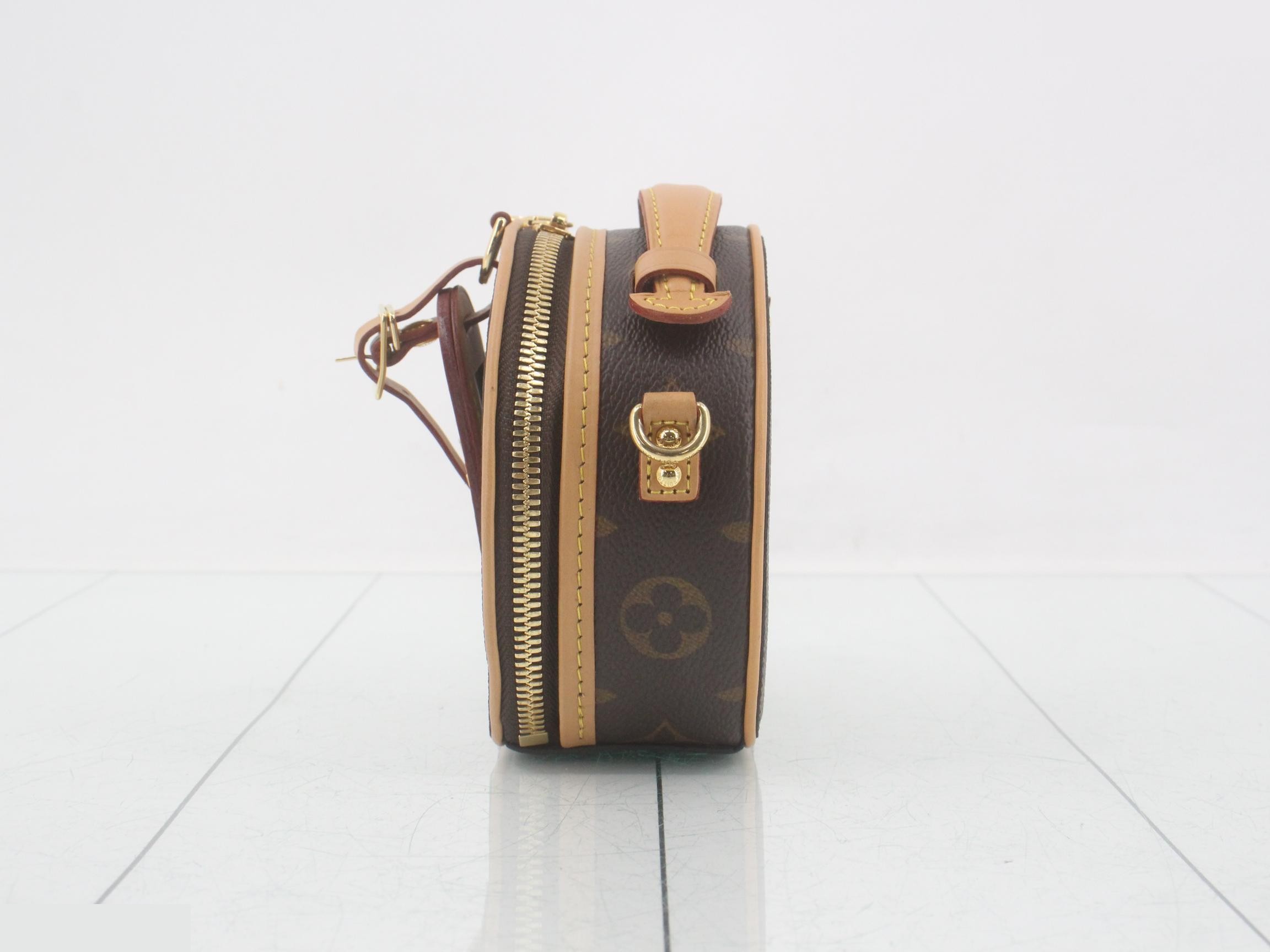 Mini Boîte Chapeau Shoulder Bag — view 3