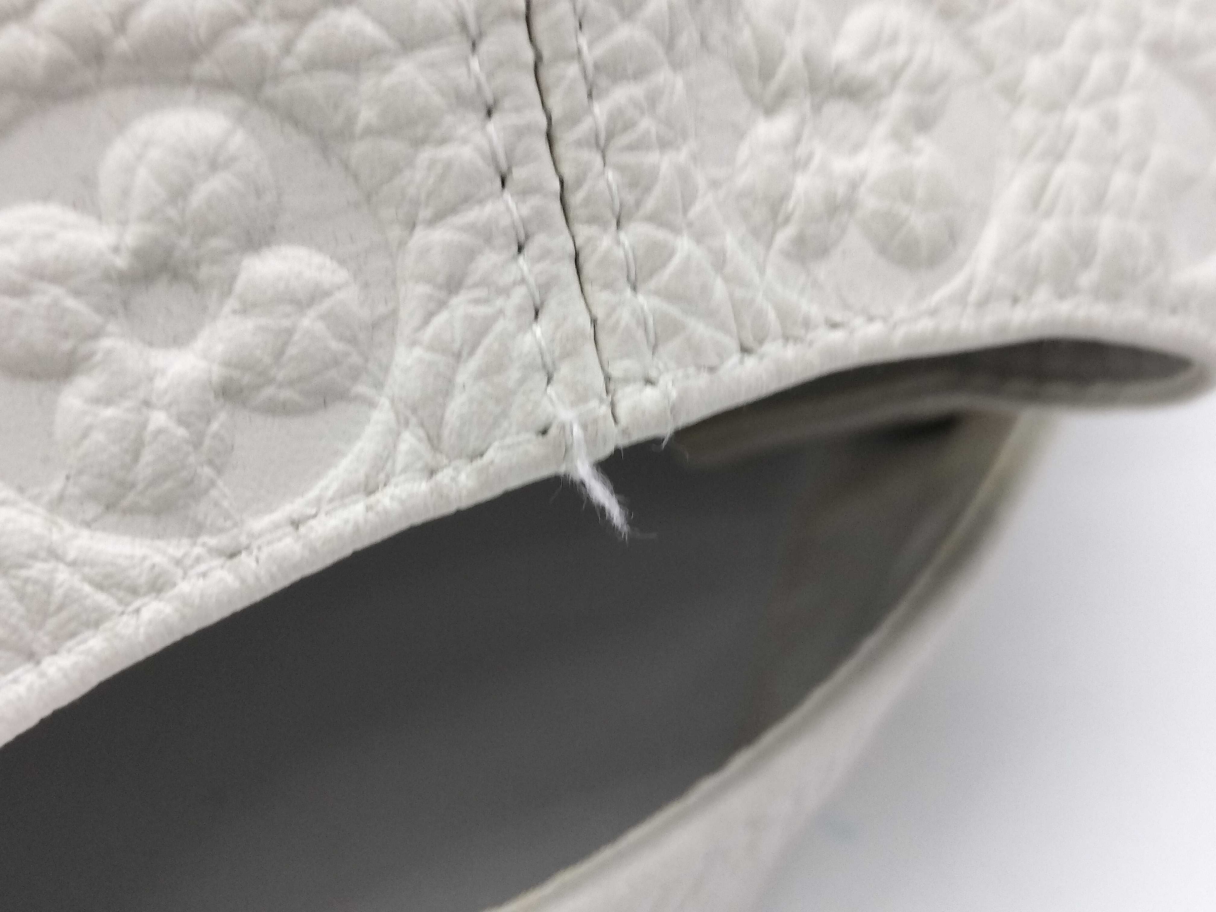 Hats and other accessories — view 10