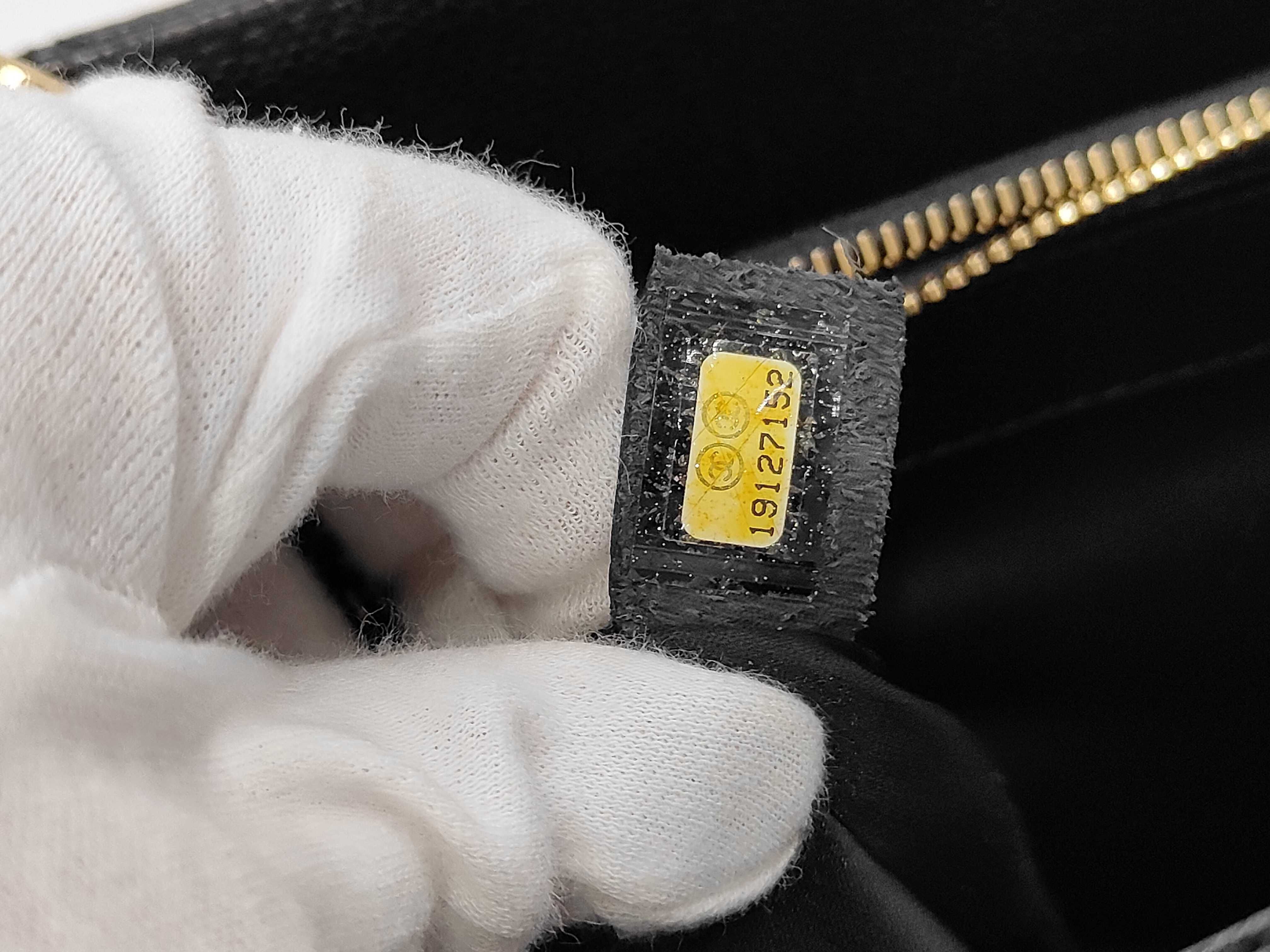 Caviar Skin GST Chain Tote Bag, Black with Gold Hardware, with Authenticity Card and Seal, Shoulder Bag (Stored Item) — view 12
