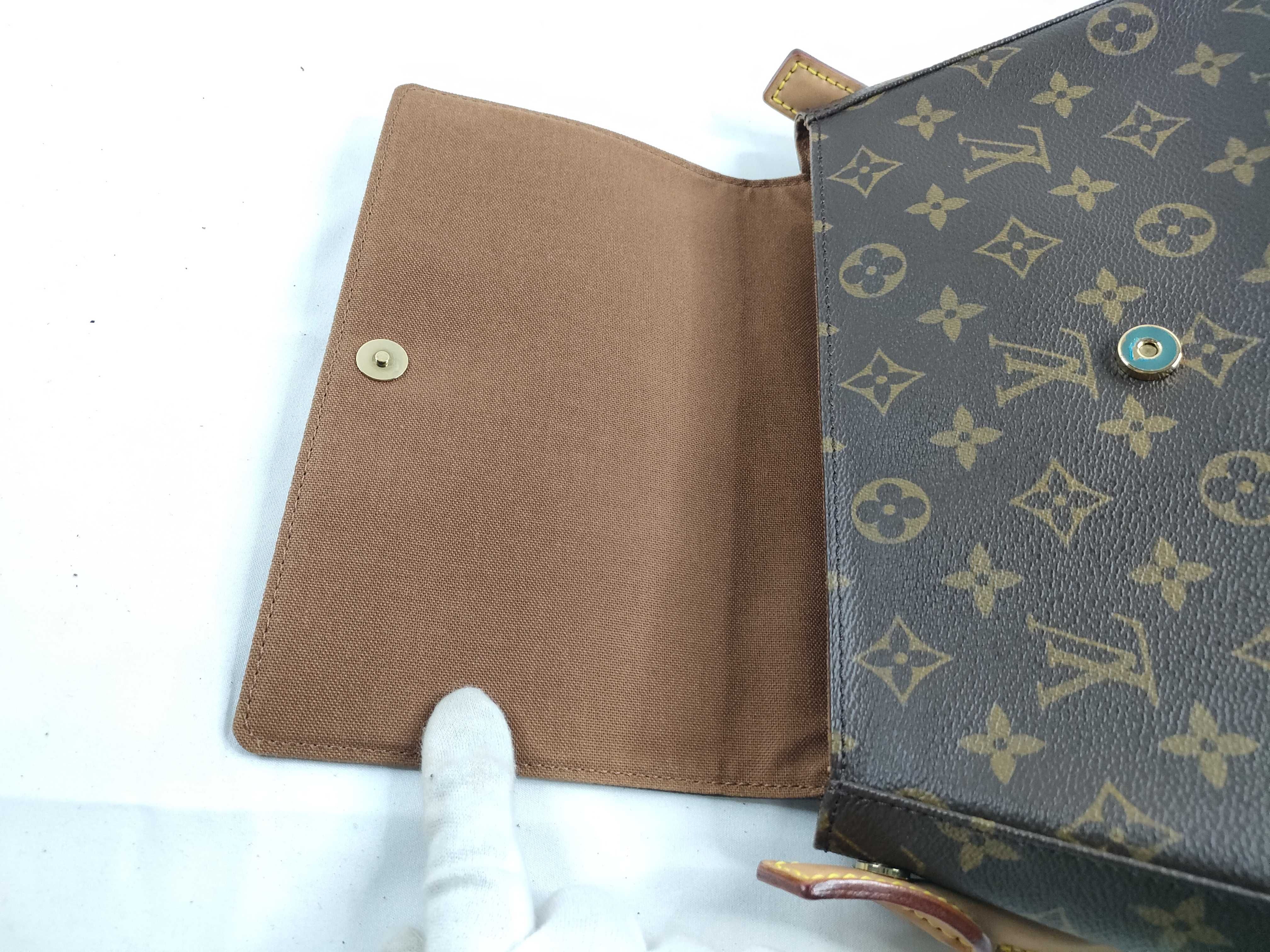 Monogram Vuitton Mini Looping M51147 Handbag — view 9