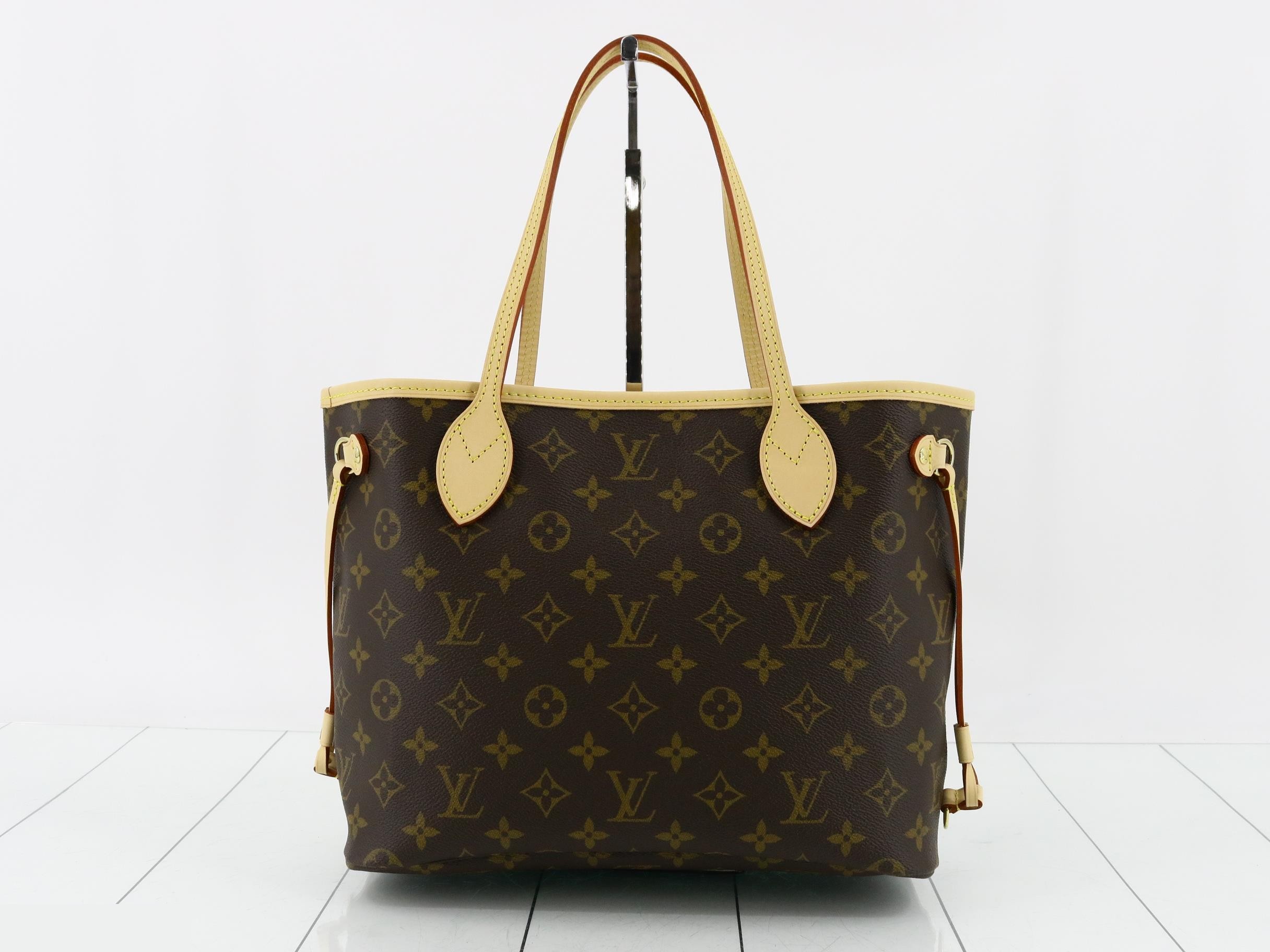 Neverfull PM, List Price ¥278,300, Unused — view 2
