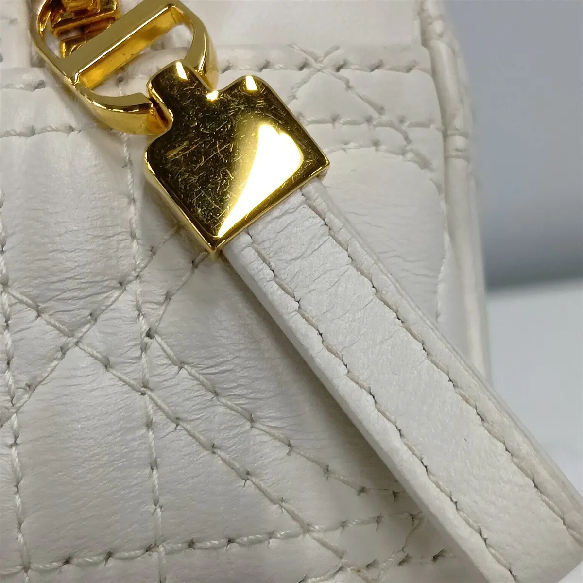 Heart Cannage Leather Chain Shoulder Bag, White — view 10