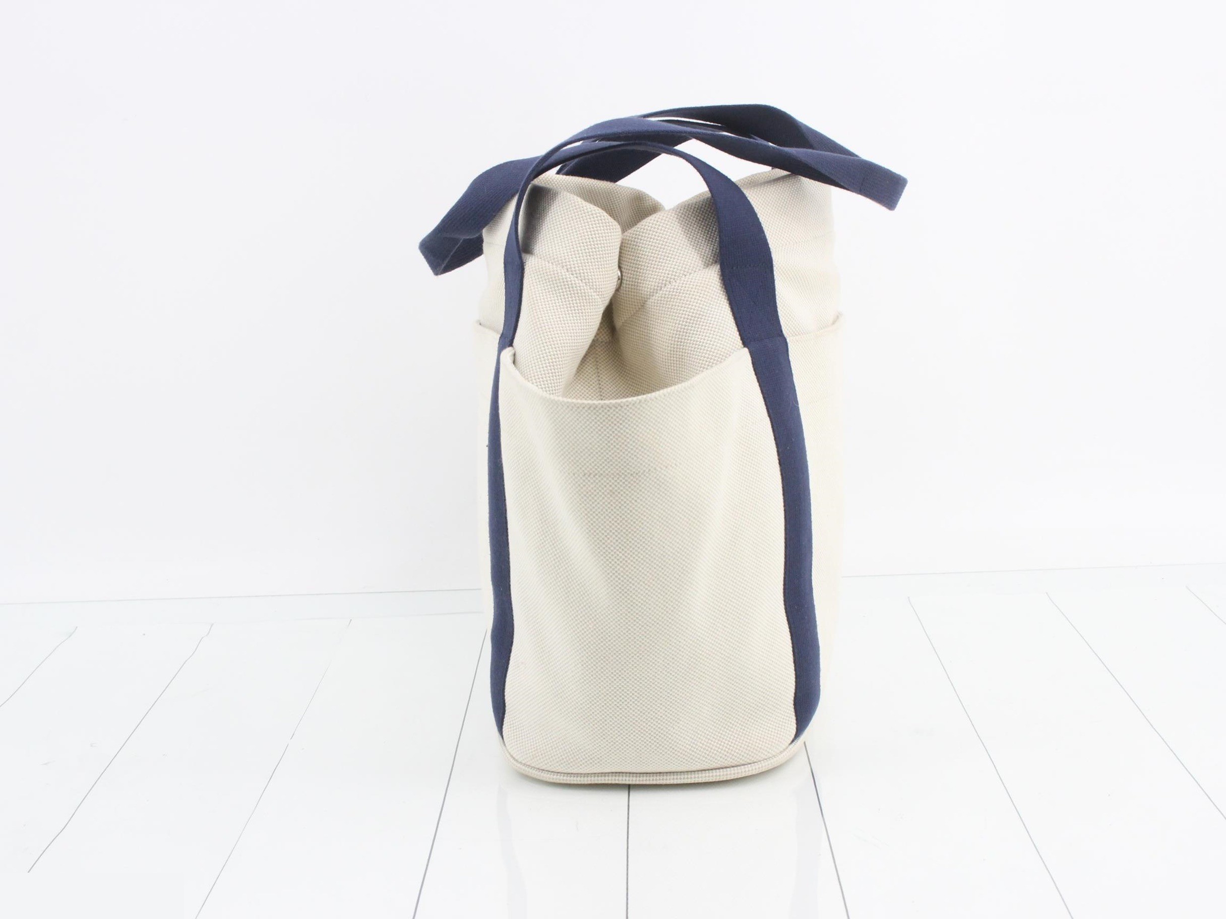 Other lines: Bags, Tote bags, Mother's bags, White, Navy — view 3