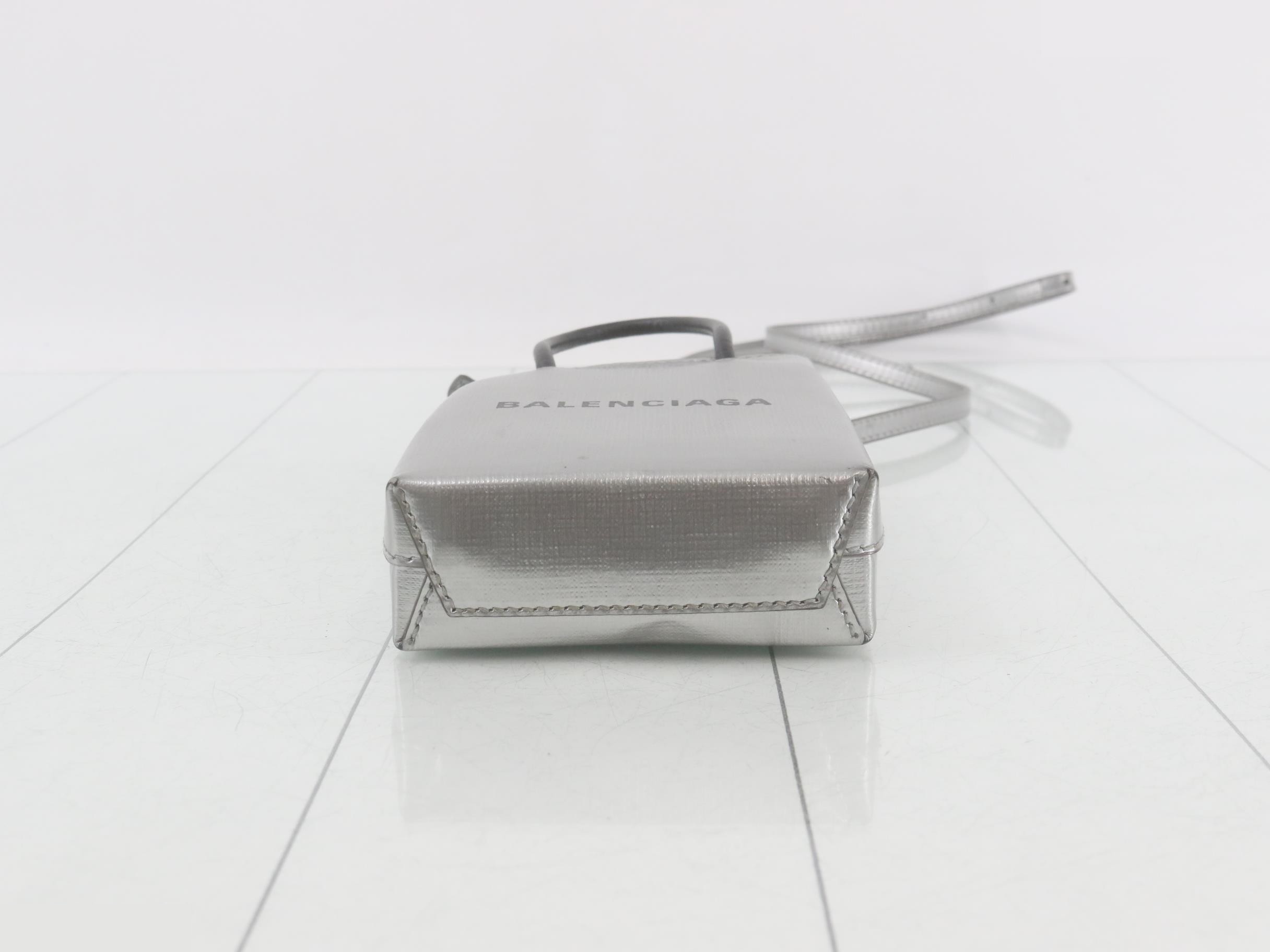 Shopping phone holder, calfskin, gray — view 3