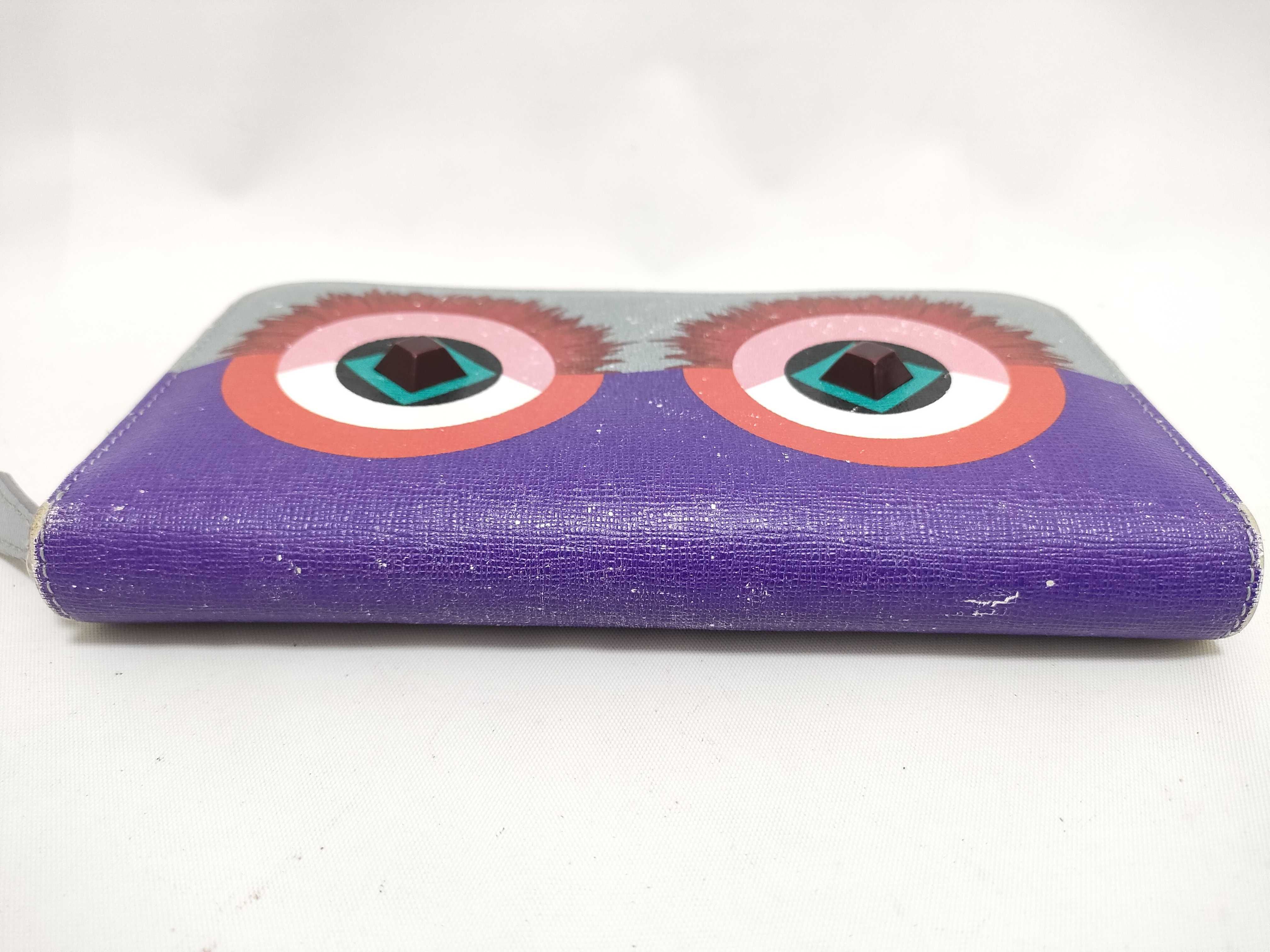 wallet — view 3
