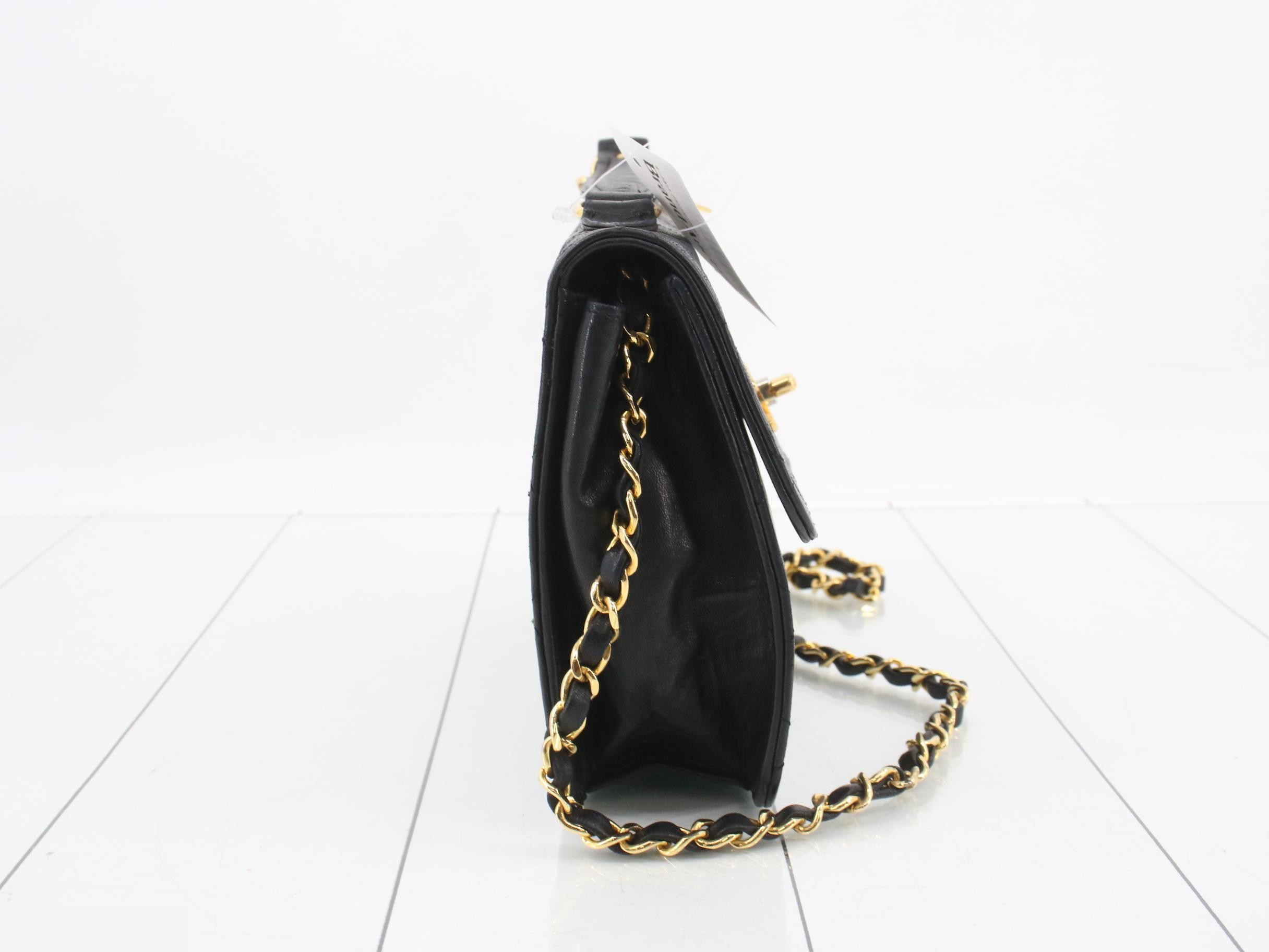 Lambskin Matelassé 23 2-Way Chain Shoulder Bag — view 4