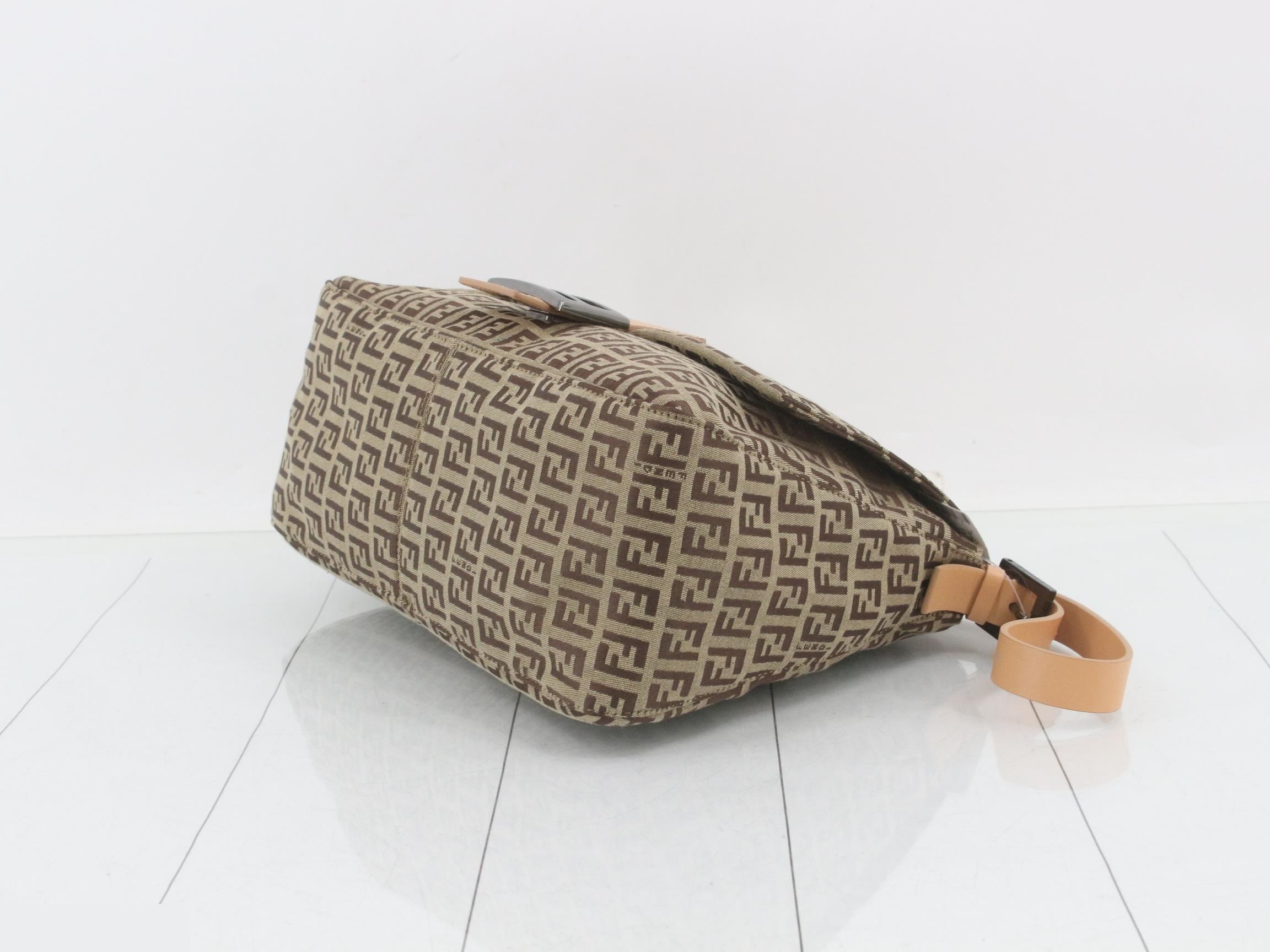 Zucchino (Bag) - Shoulder Bag - Mamma Bucket - Beige — view 6