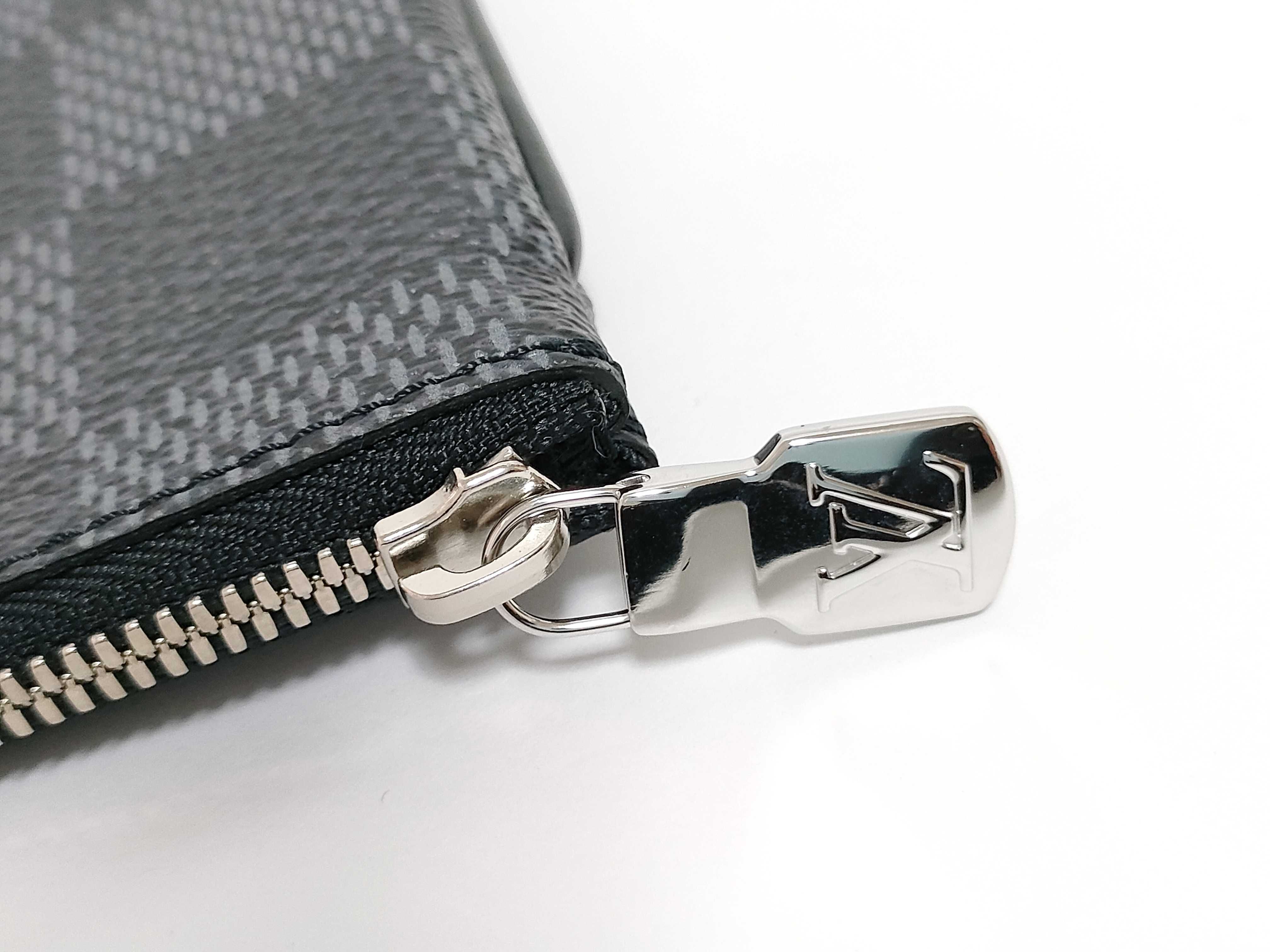 Damier Graphite Pochette Clé Pouch — view 11