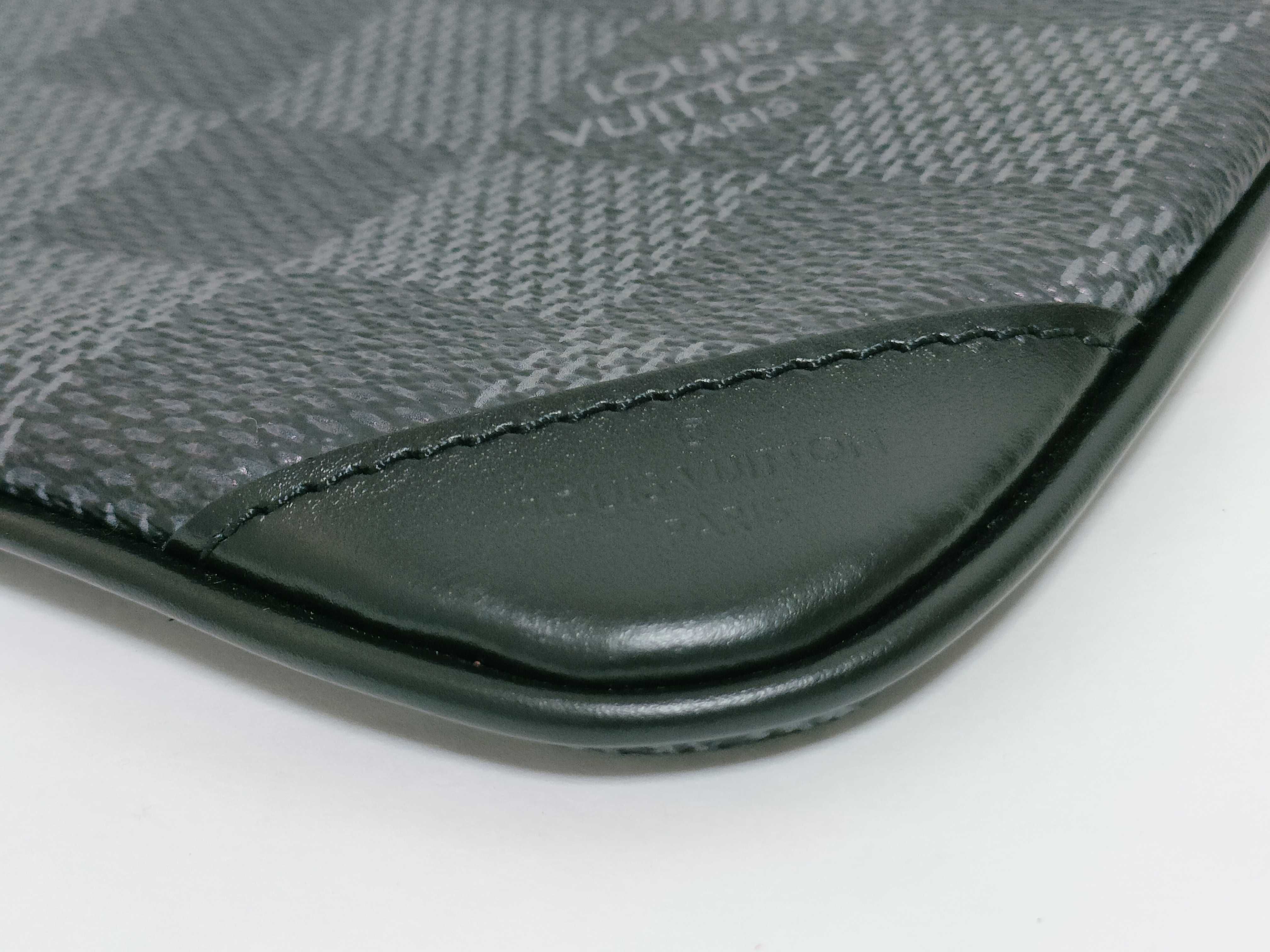 Damier Graphite Pochette Clé Pouch — view 5