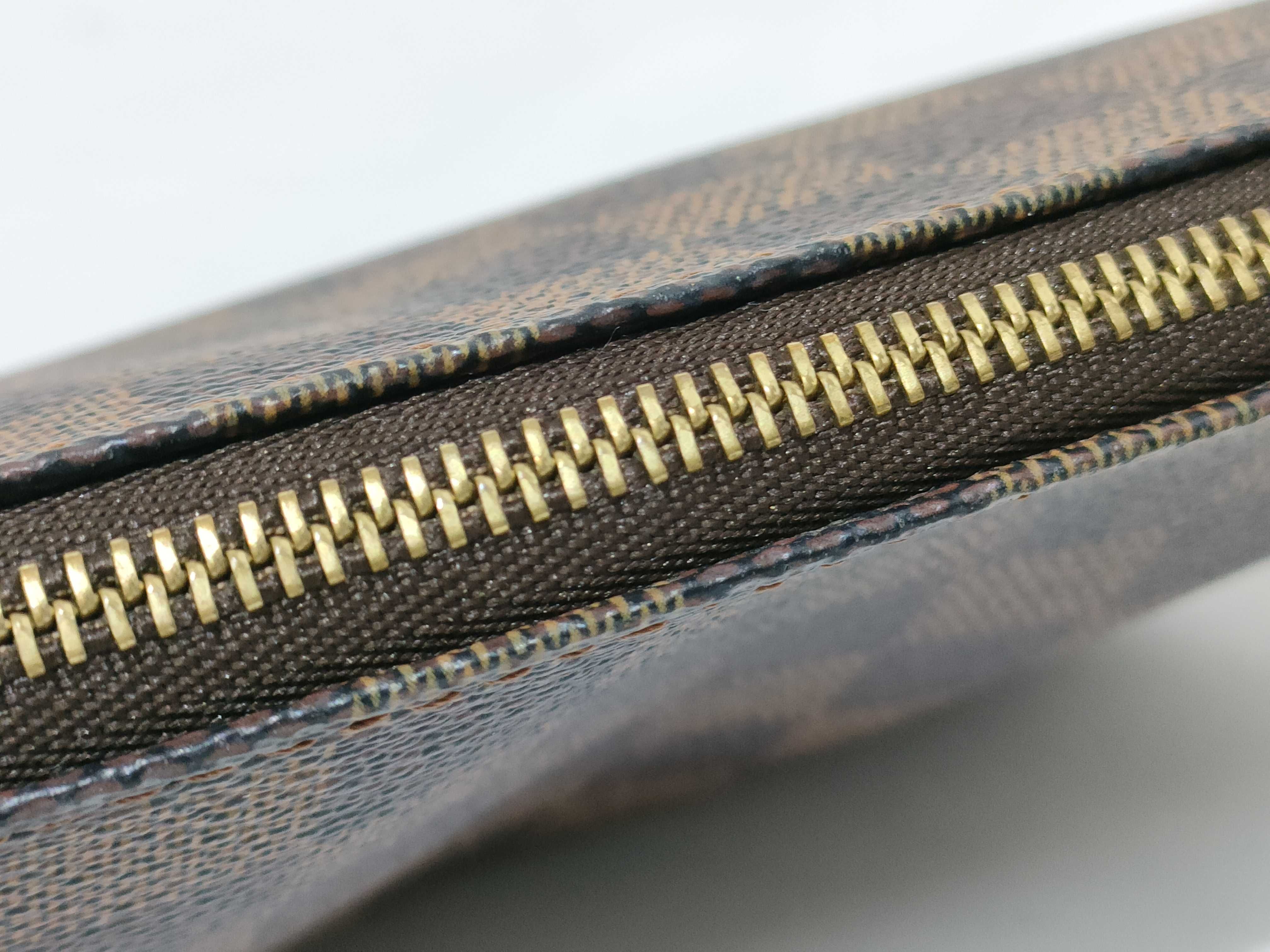 Damier N51985 Pochette Accessoires Pouch Handbag — view 8