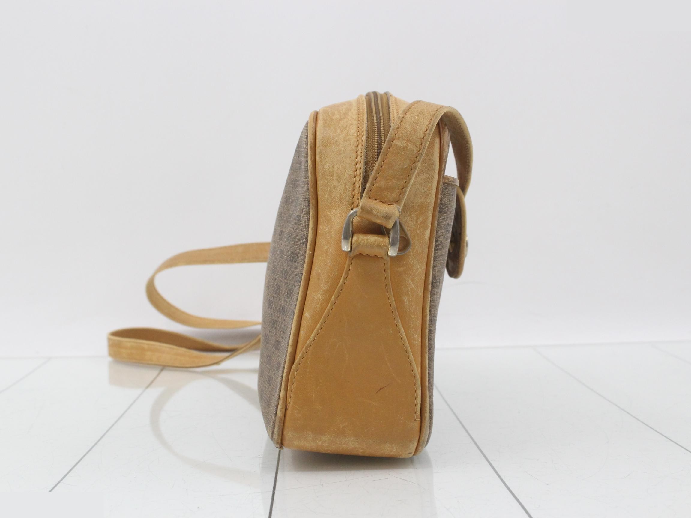 Shoulder bag — view 4