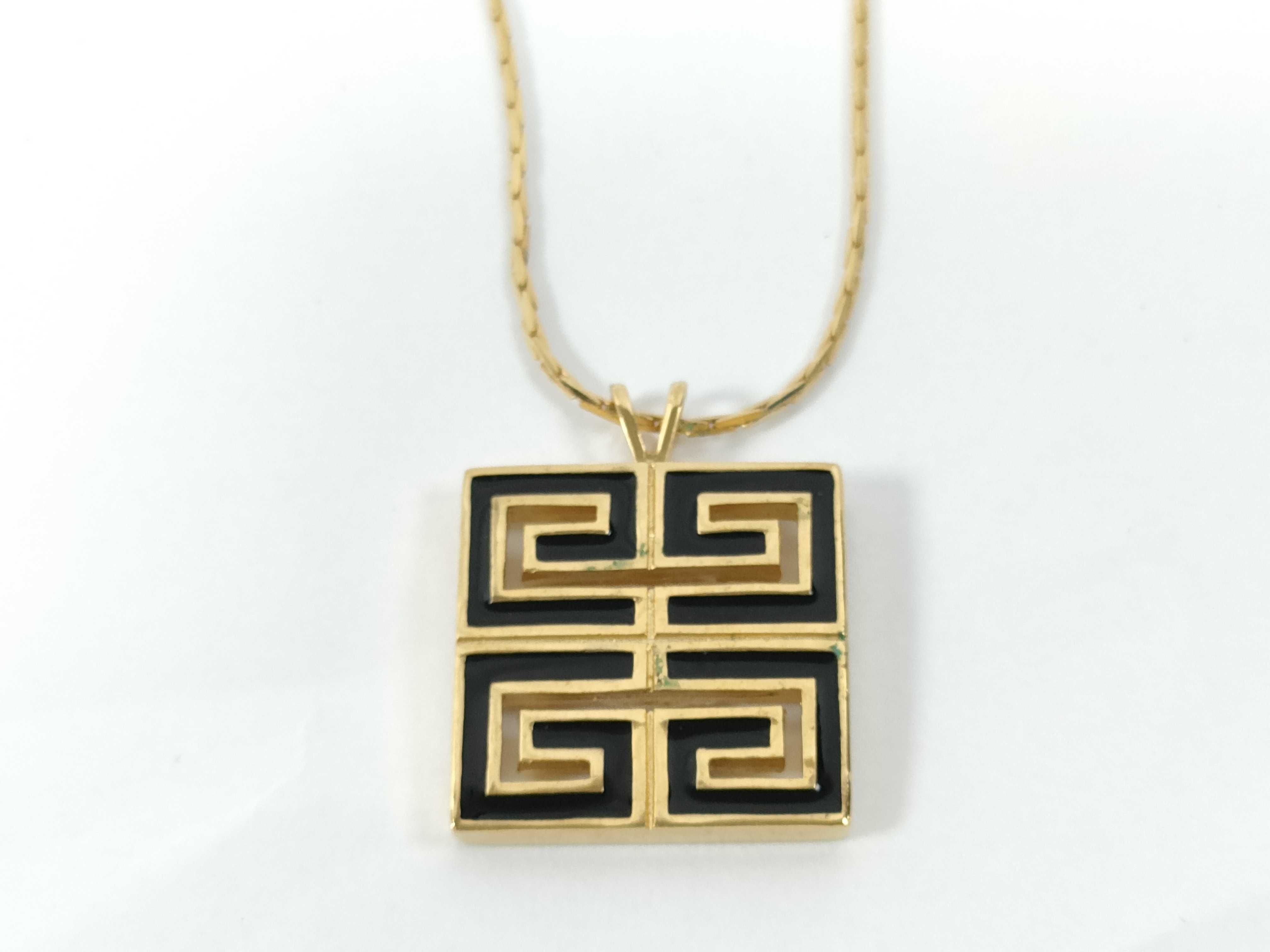 4G Logo Black Gold Necklace