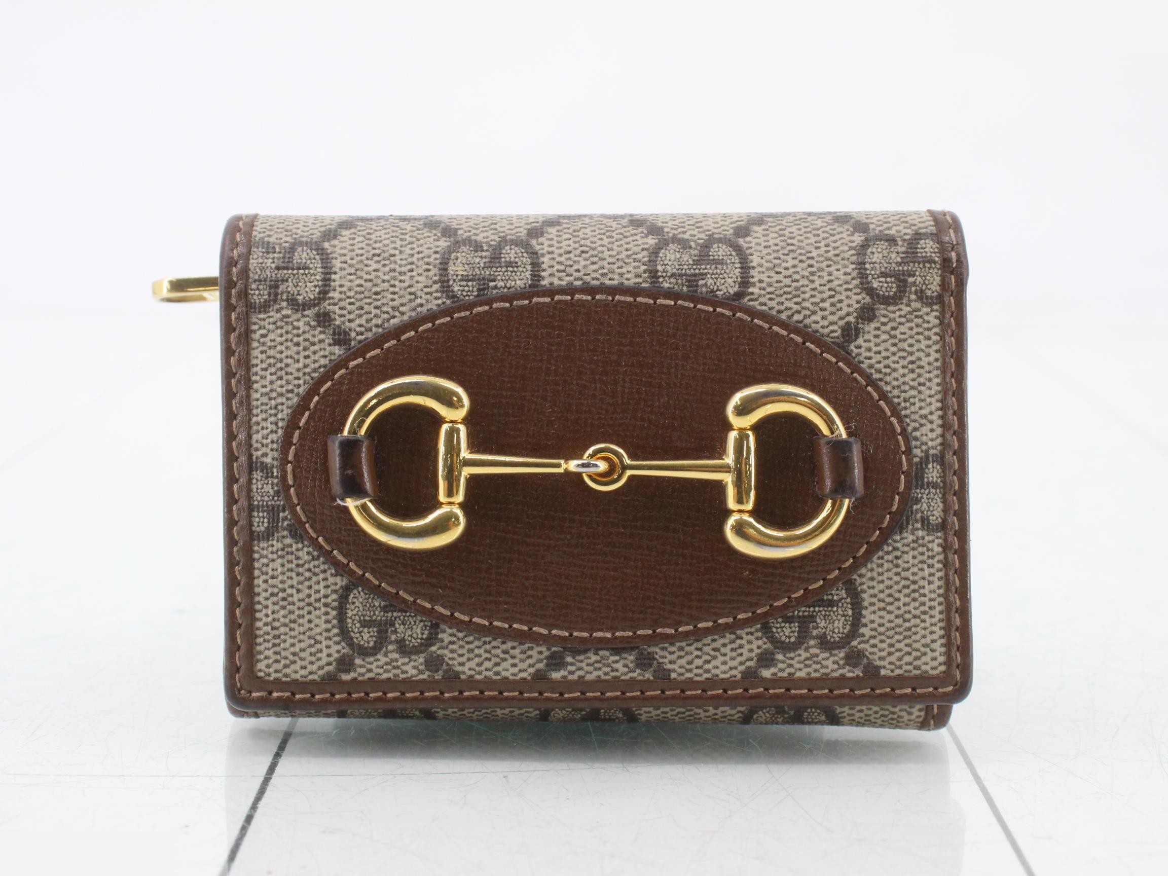 Horsebit folding wallet