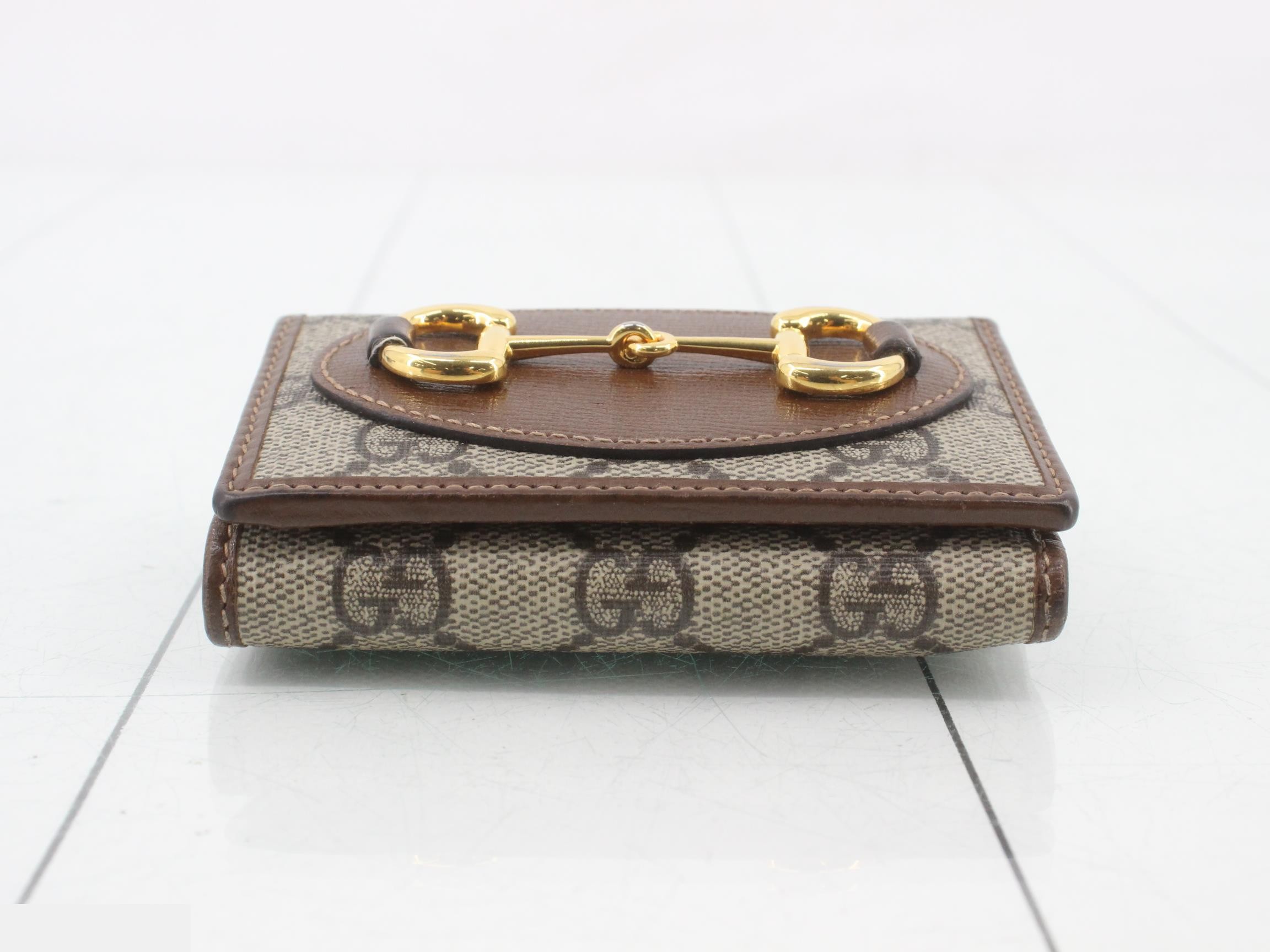 Horsebit folding wallet — view 3