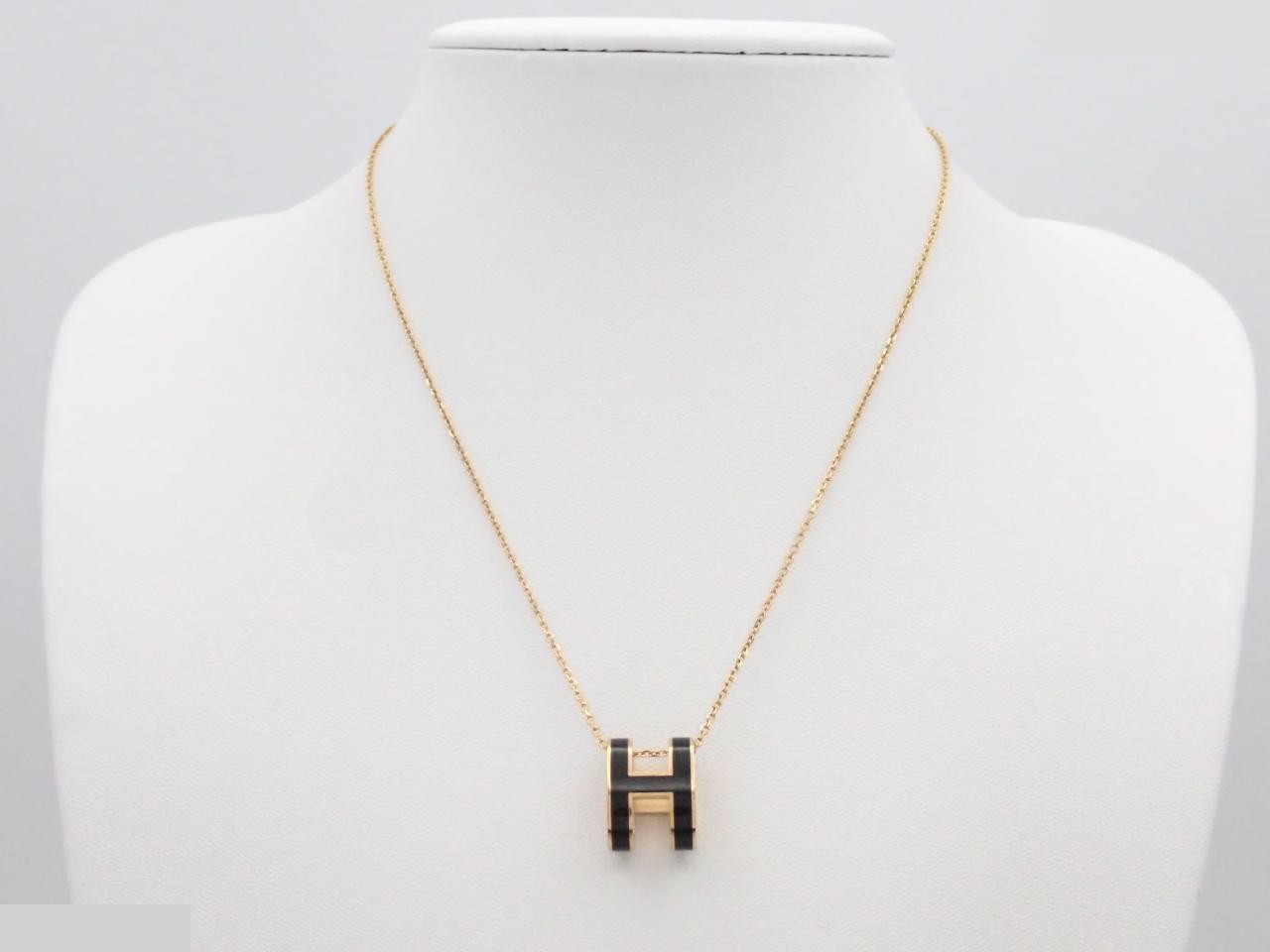 Pop Ash necklace pendant, chain approximately 40cm — view 3