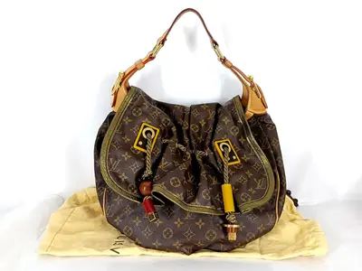 Monogram Kalahari GM M97015 Brown Shoulder Bag (Serial number unclear)