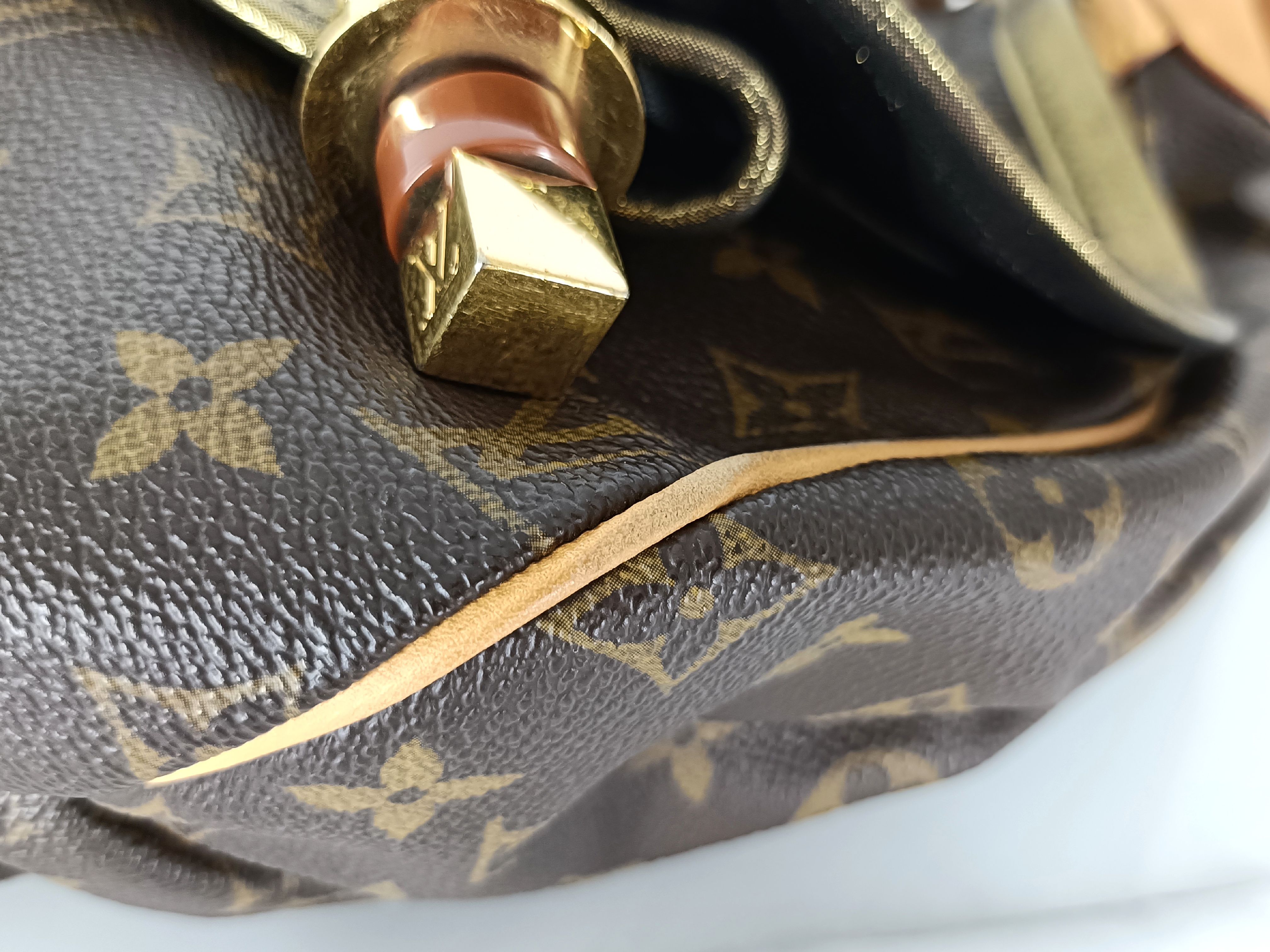 Monogram Kalahari GM M97015 Brown Shoulder Bag (Serial number unclear) — view 6