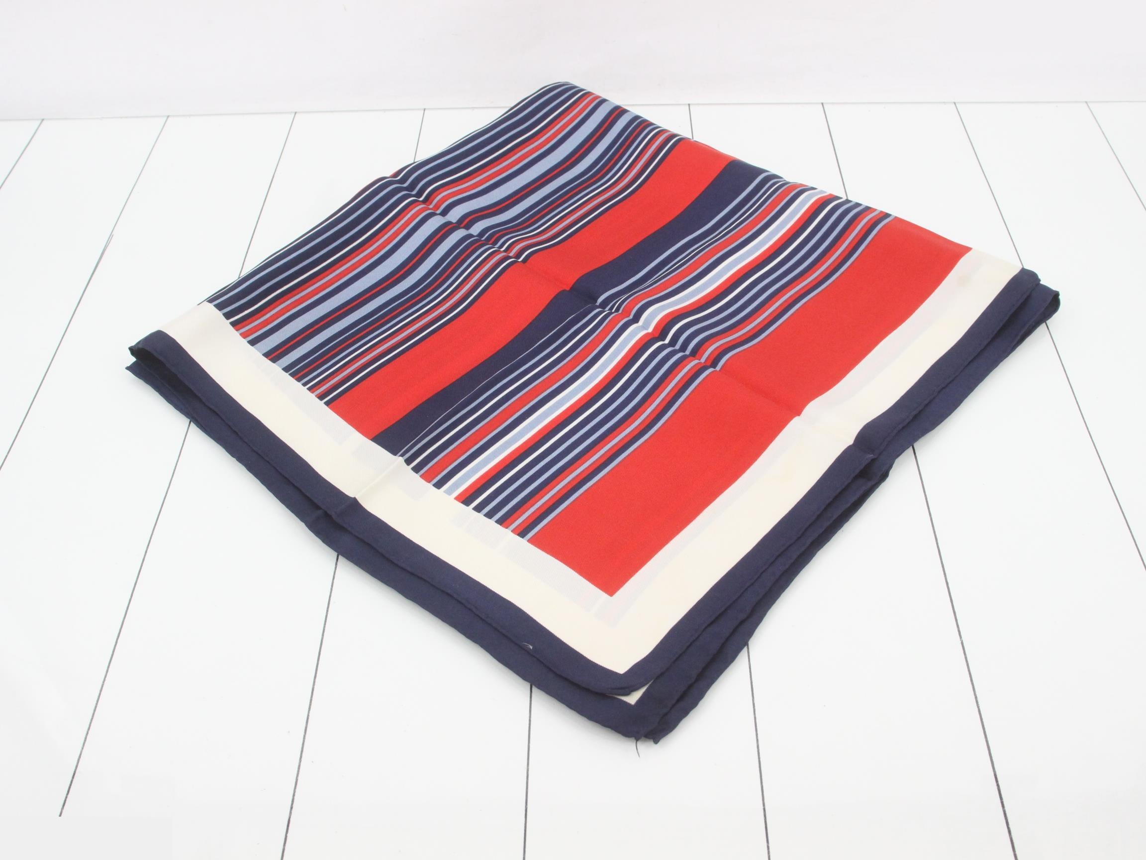 scarf — view 2