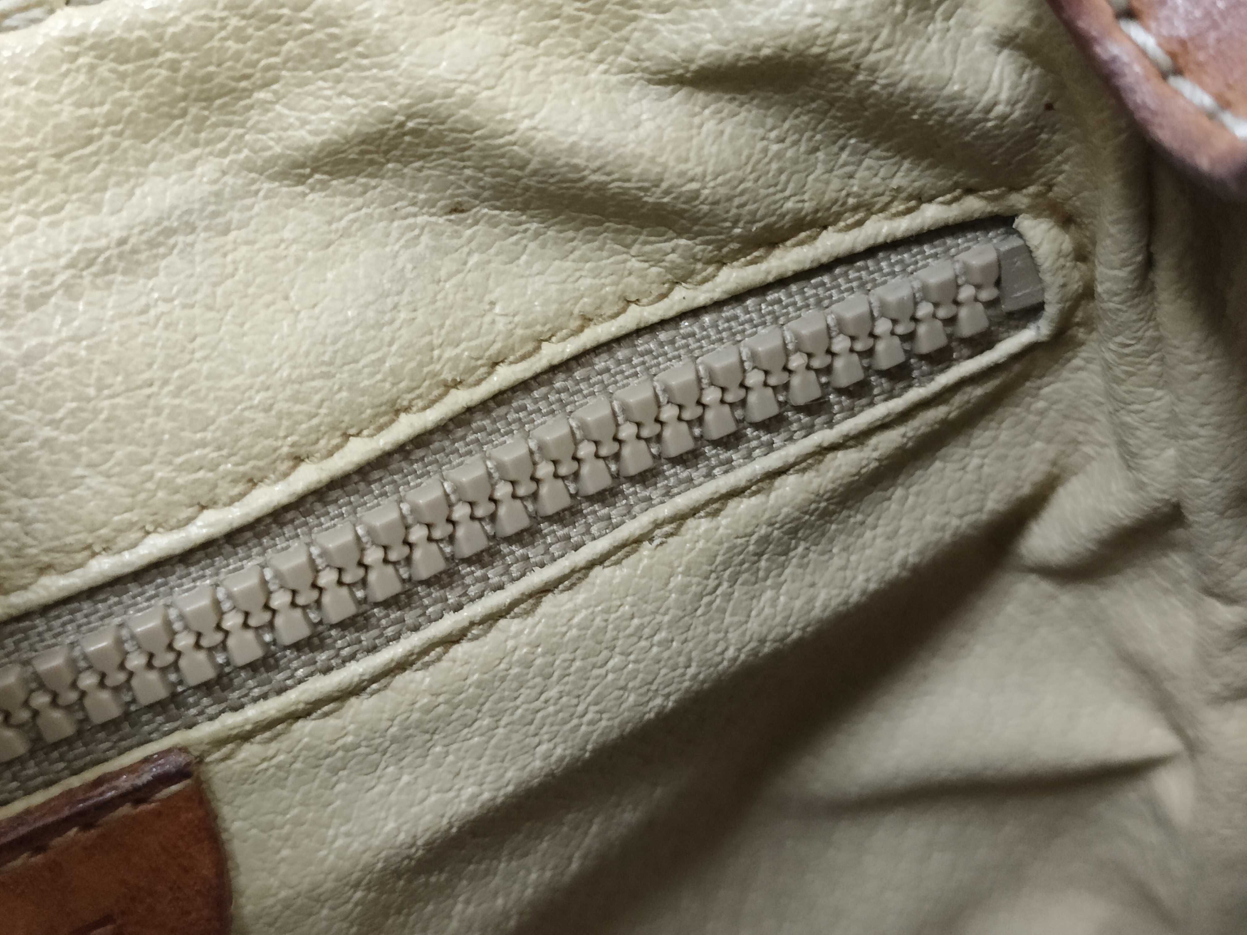 One-Shoulder Shoulder Bag — view 10