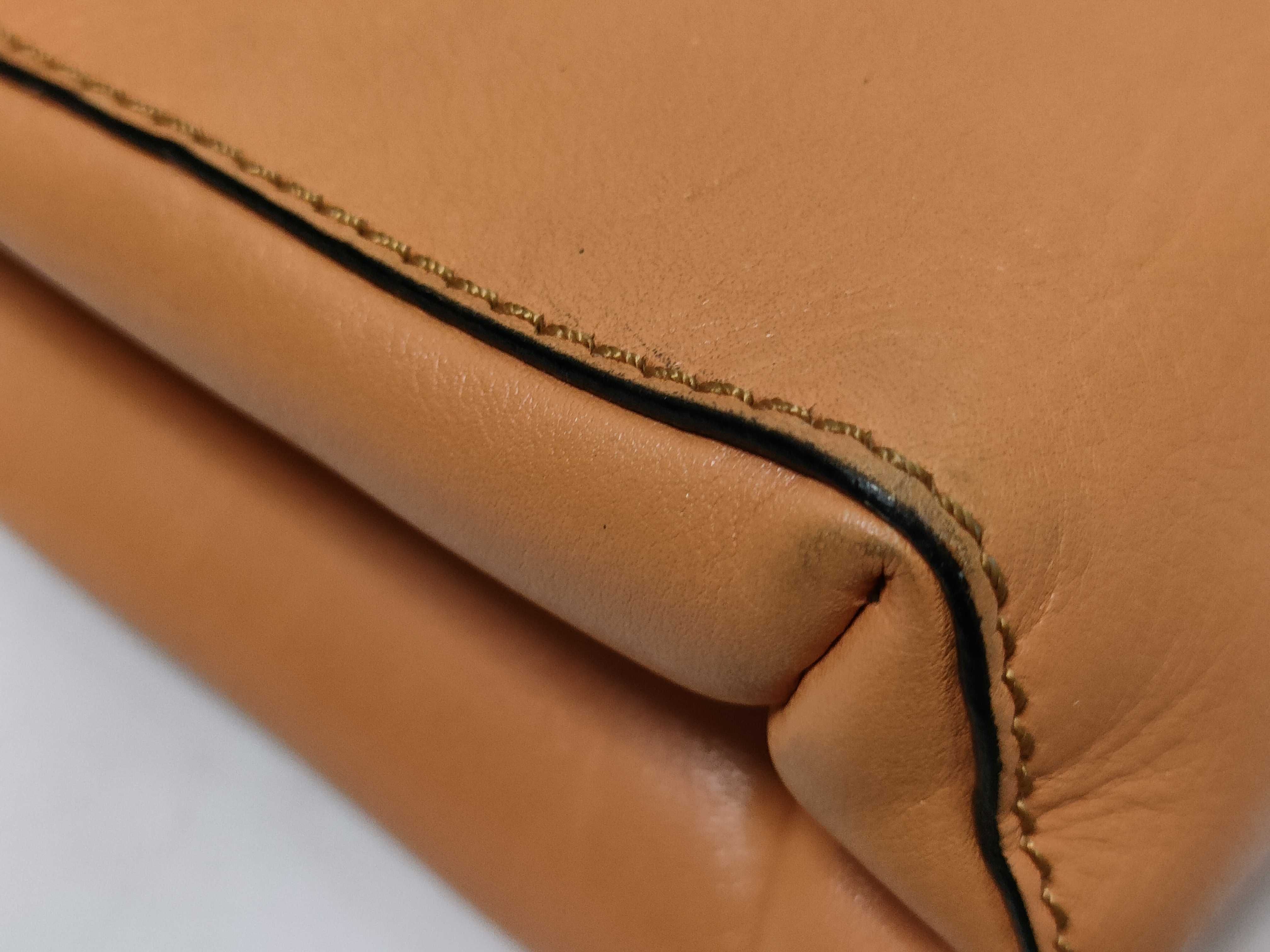 Circle Logo Shoulder Bag — view 6