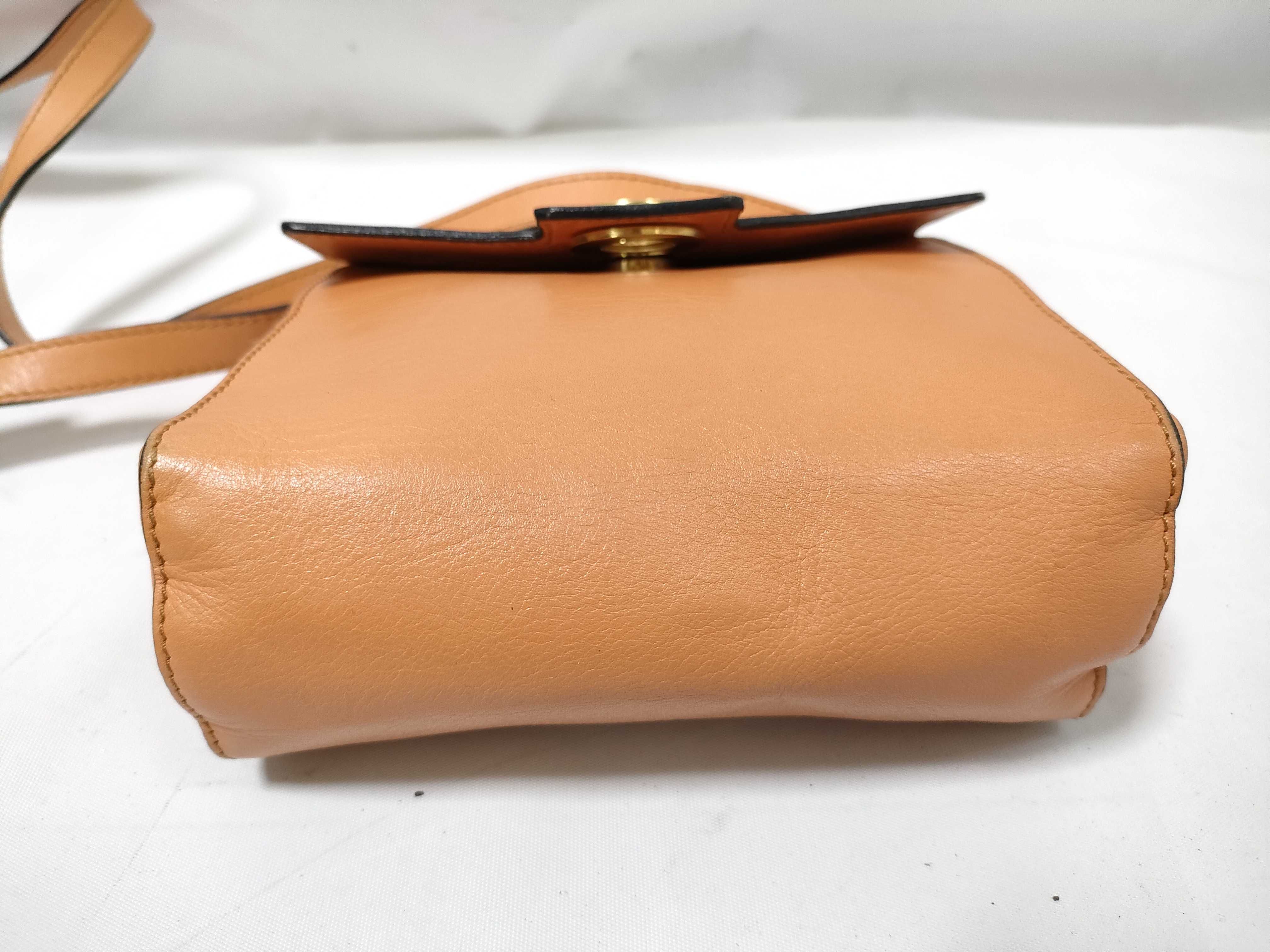 Circle Logo Shoulder Bag — view 7
