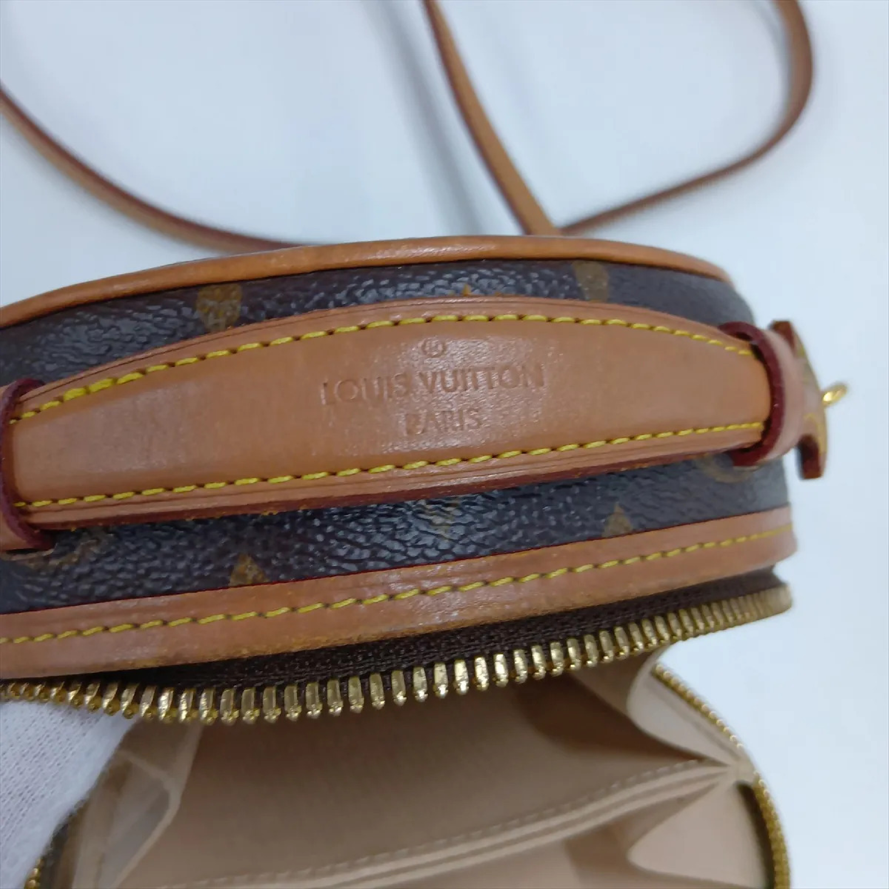 Monogram Mini Boite Chapeau M44699 (RFID detected) Shoulder Bag — view 6
